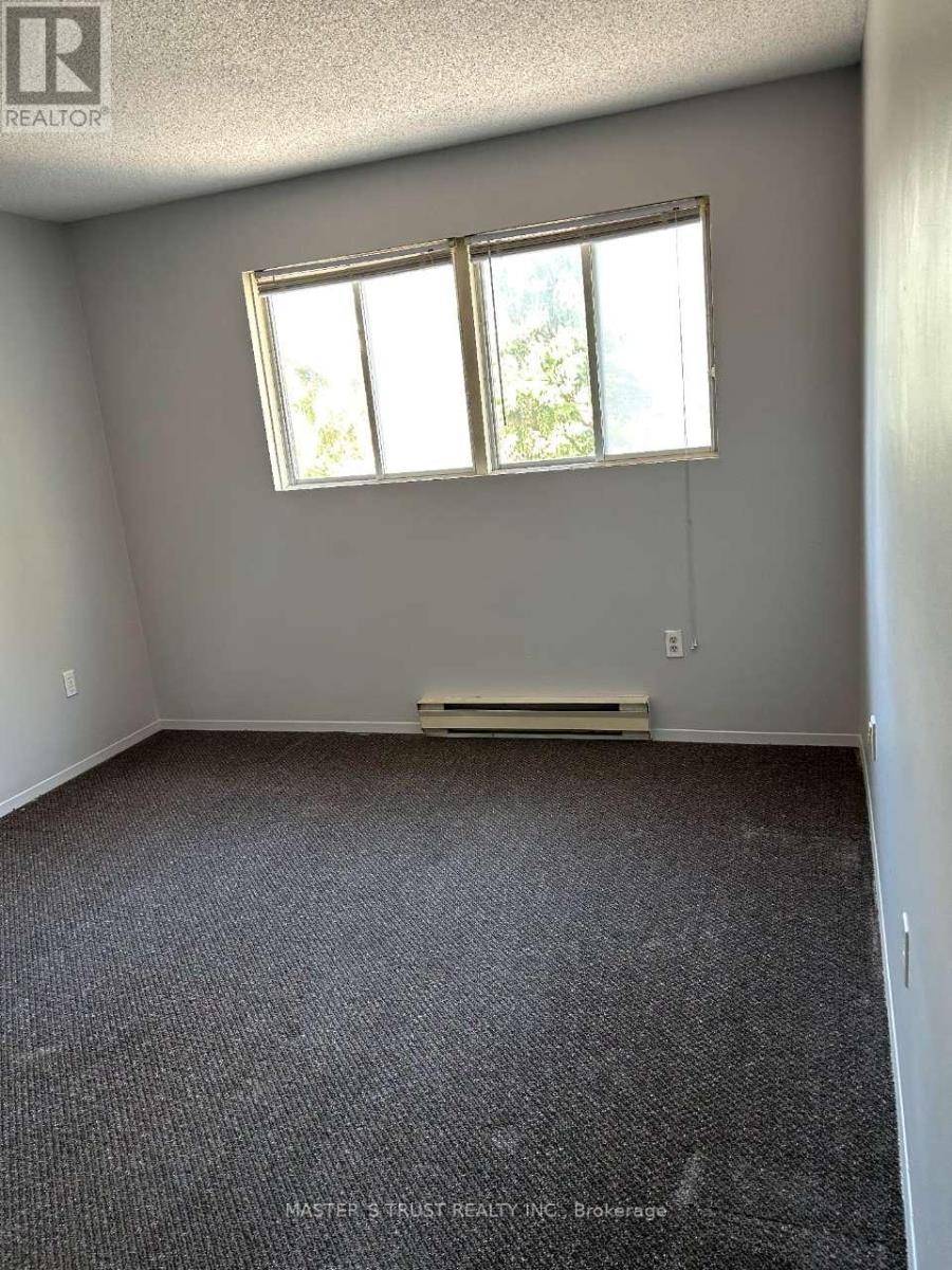 Oshawa (lakeview), ON L1H4K8,837 Simcoe ST South #201