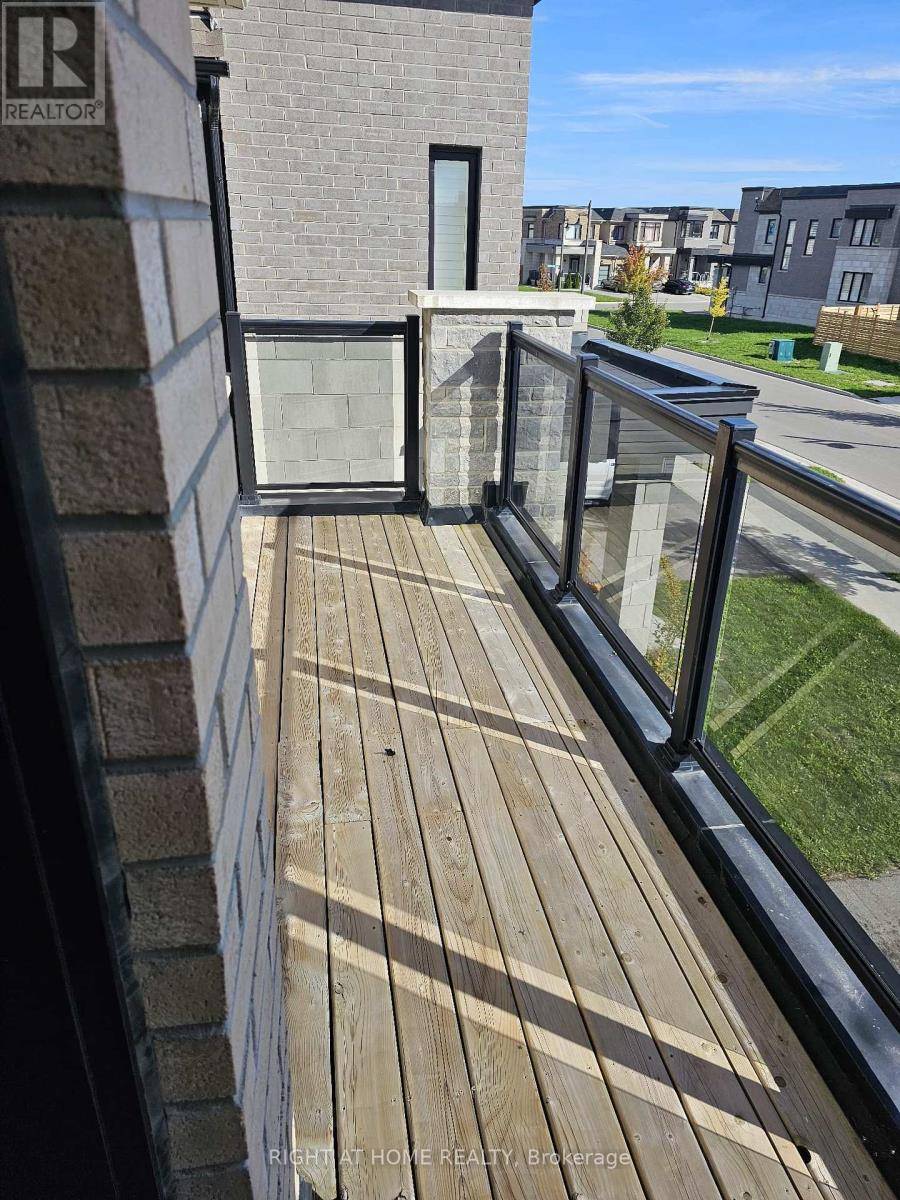 Clarington (bowmanville), ON L1C2W3,135 YACHT DRIVE