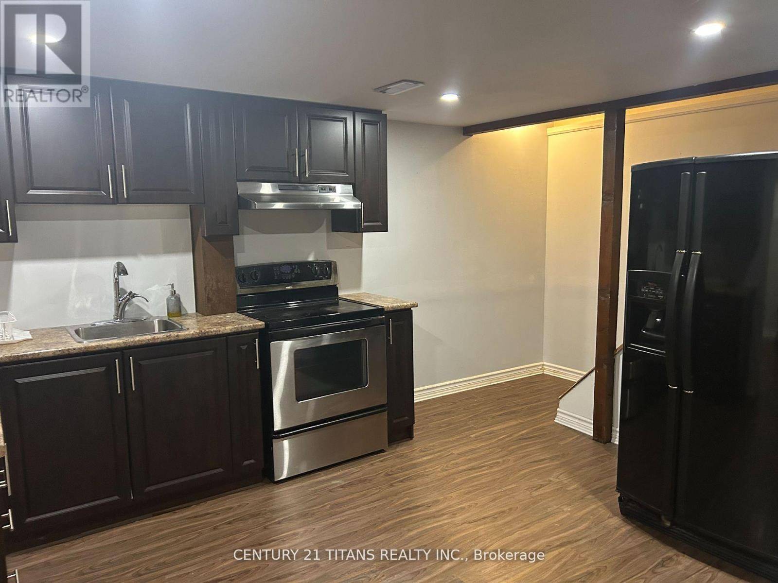 Oshawa (centennial), ON L1G6N7,349 Carnaby CT #Bsmt