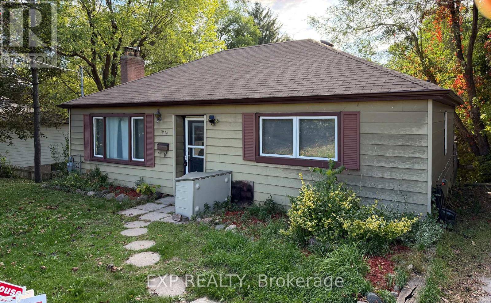 Pickering (liverpool), ON L1V1W5,1914 LIVERPOOL ROAD