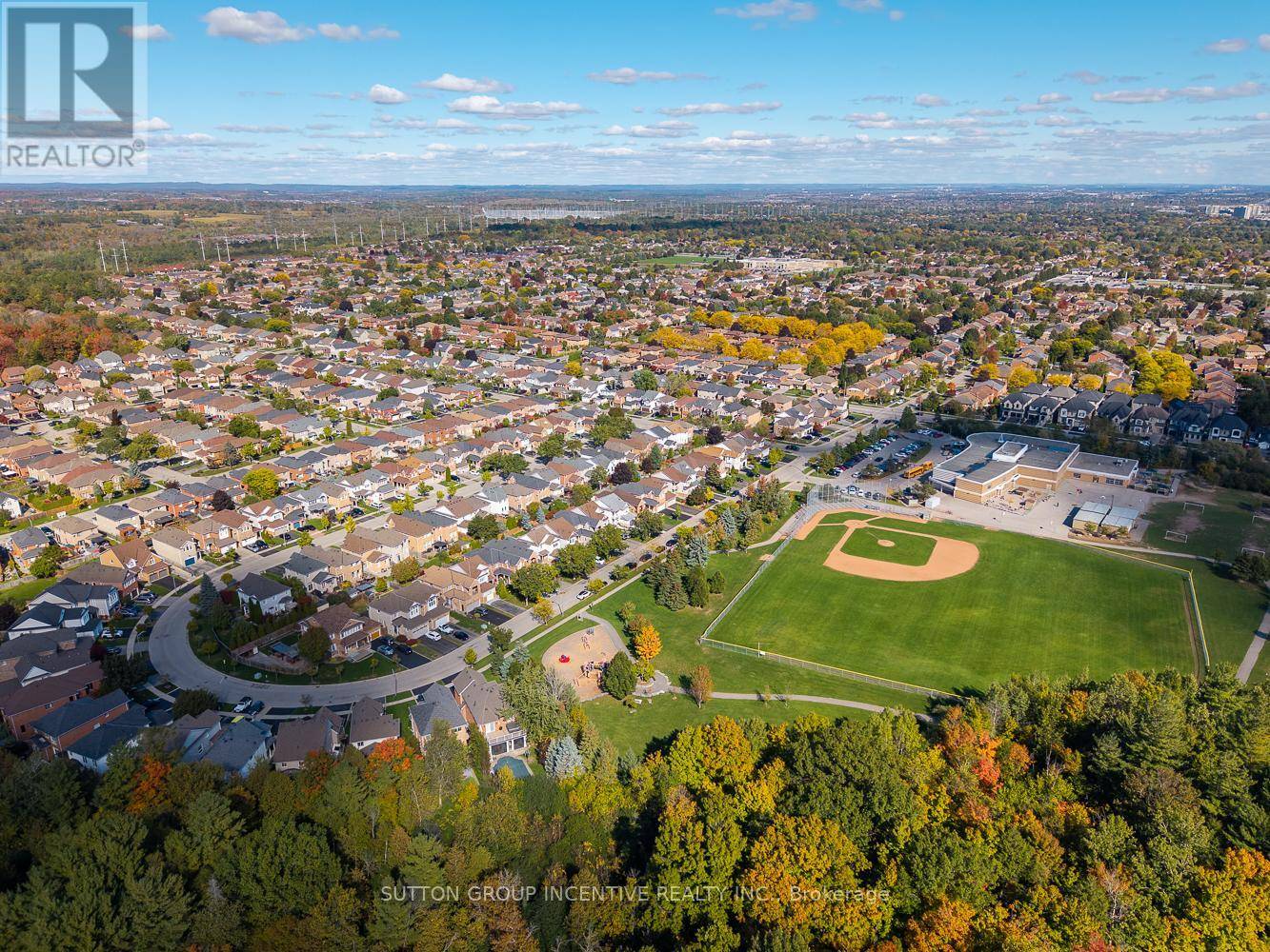 Pickering (amberlea), ON L1V7A4,432 WOODSMERE CRESCENT