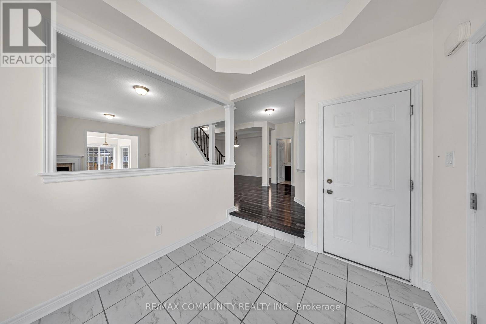 Ajax (south East), ON L1Z0P1,35 MCCOURT DRIVE