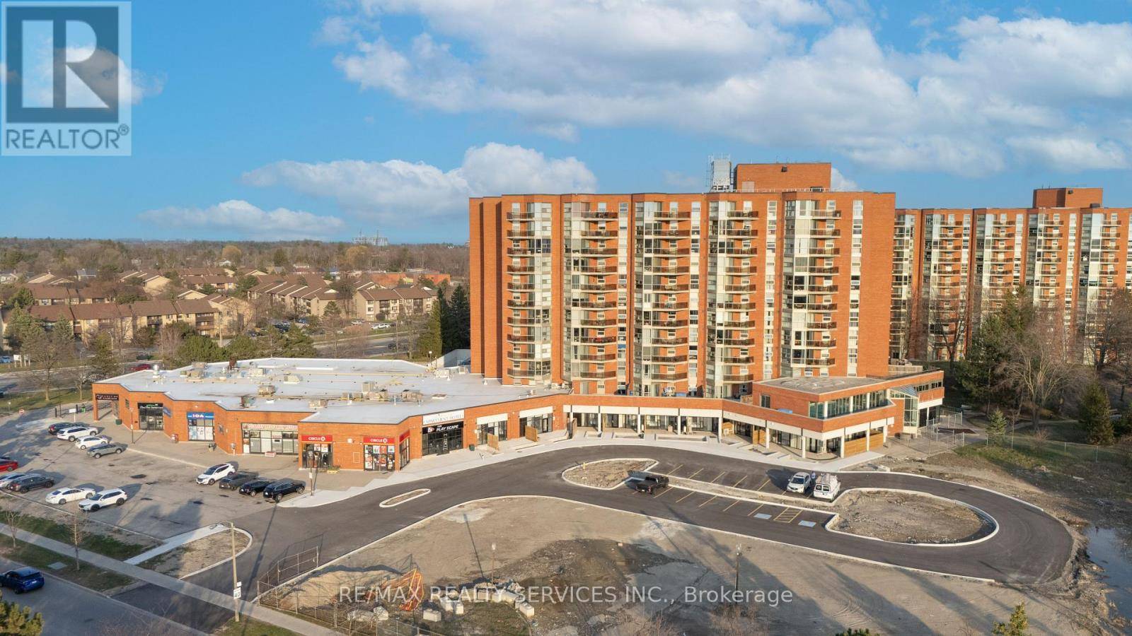 Toronto (rouge), ON M1B3H1,30 DEAN PARK RD ##3