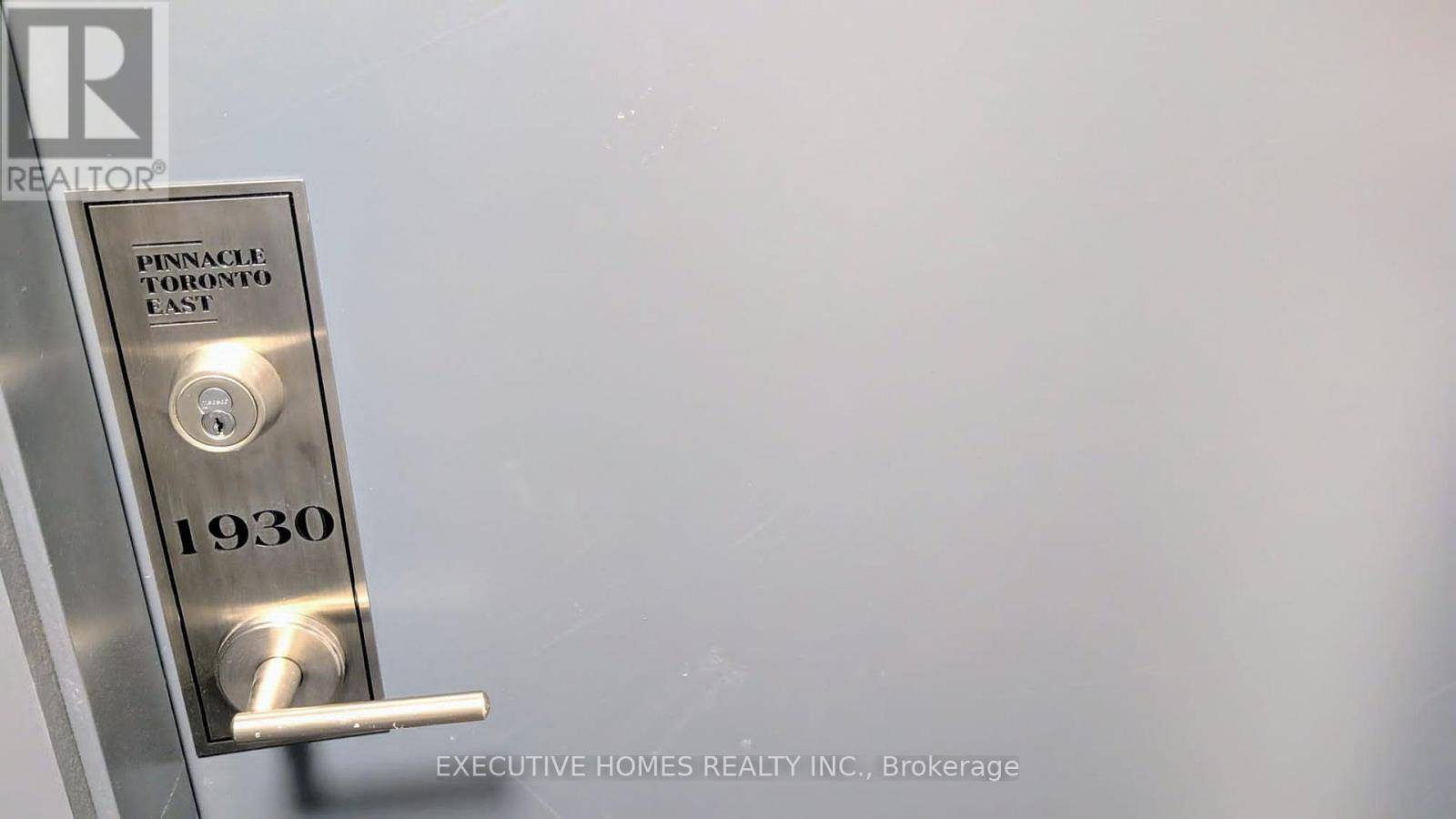 Toronto (tam O'shanter-sullivan), ON M1T3K3,3270 Sheppard AVE East #1930