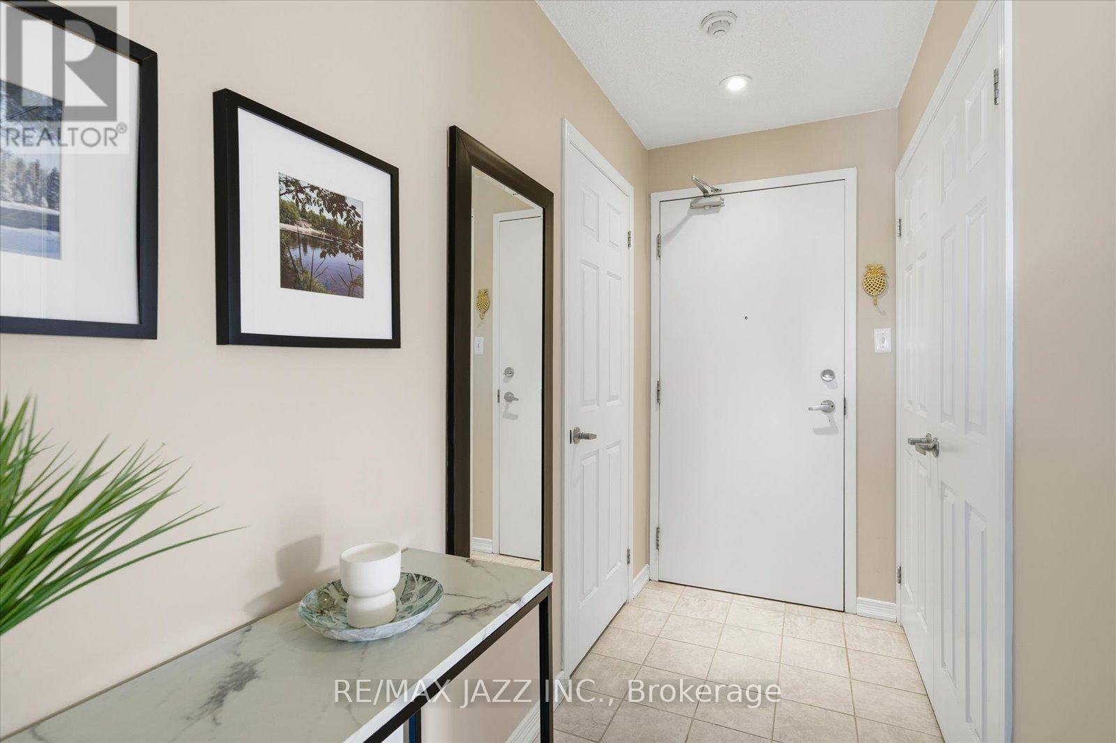 Clarington (bowmanville), ON L1C0H1,132 Aspen Springs DR #310