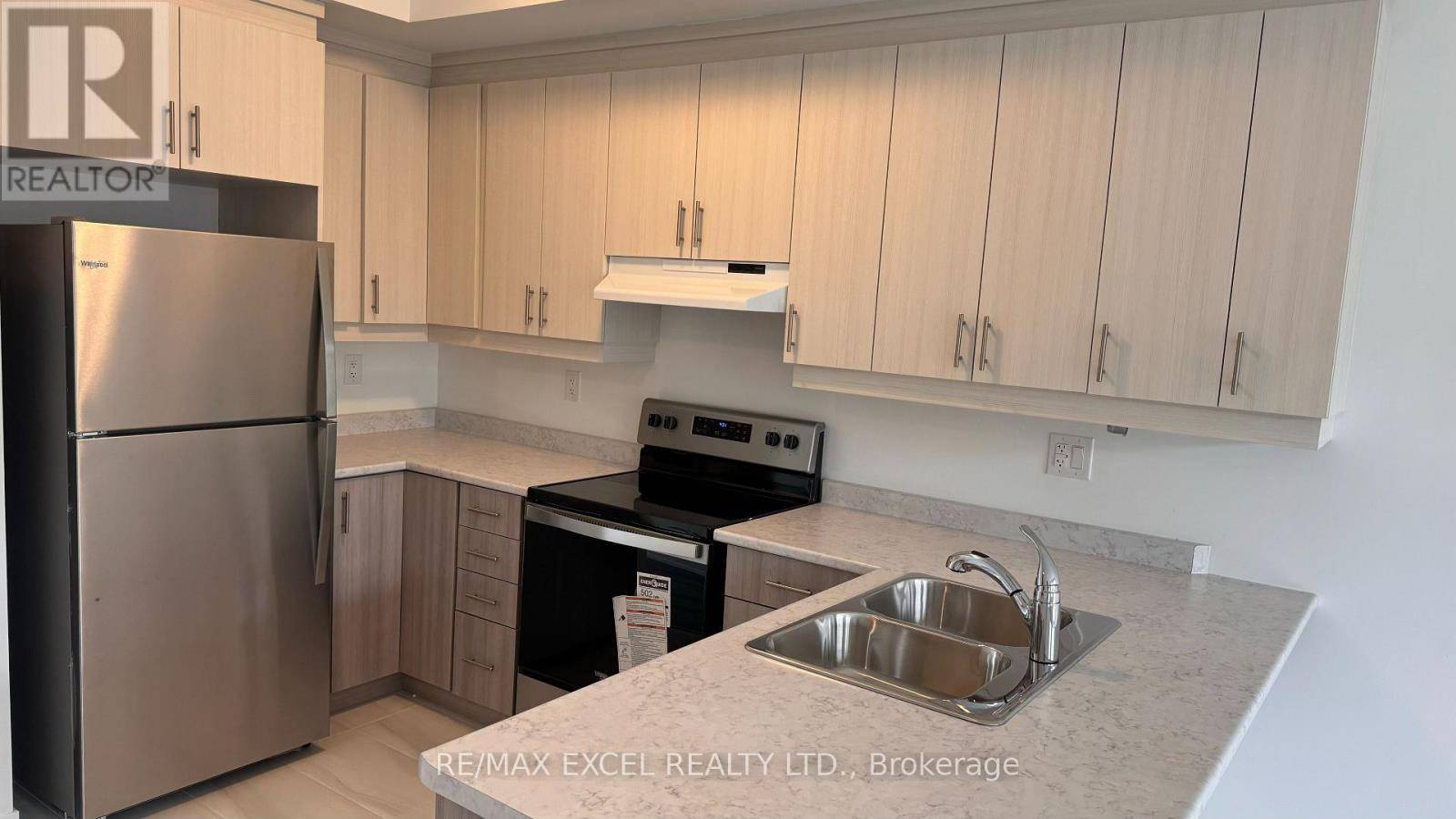 Oshawa (samac), ON L1K3G4,783 STANSTEAD PATH