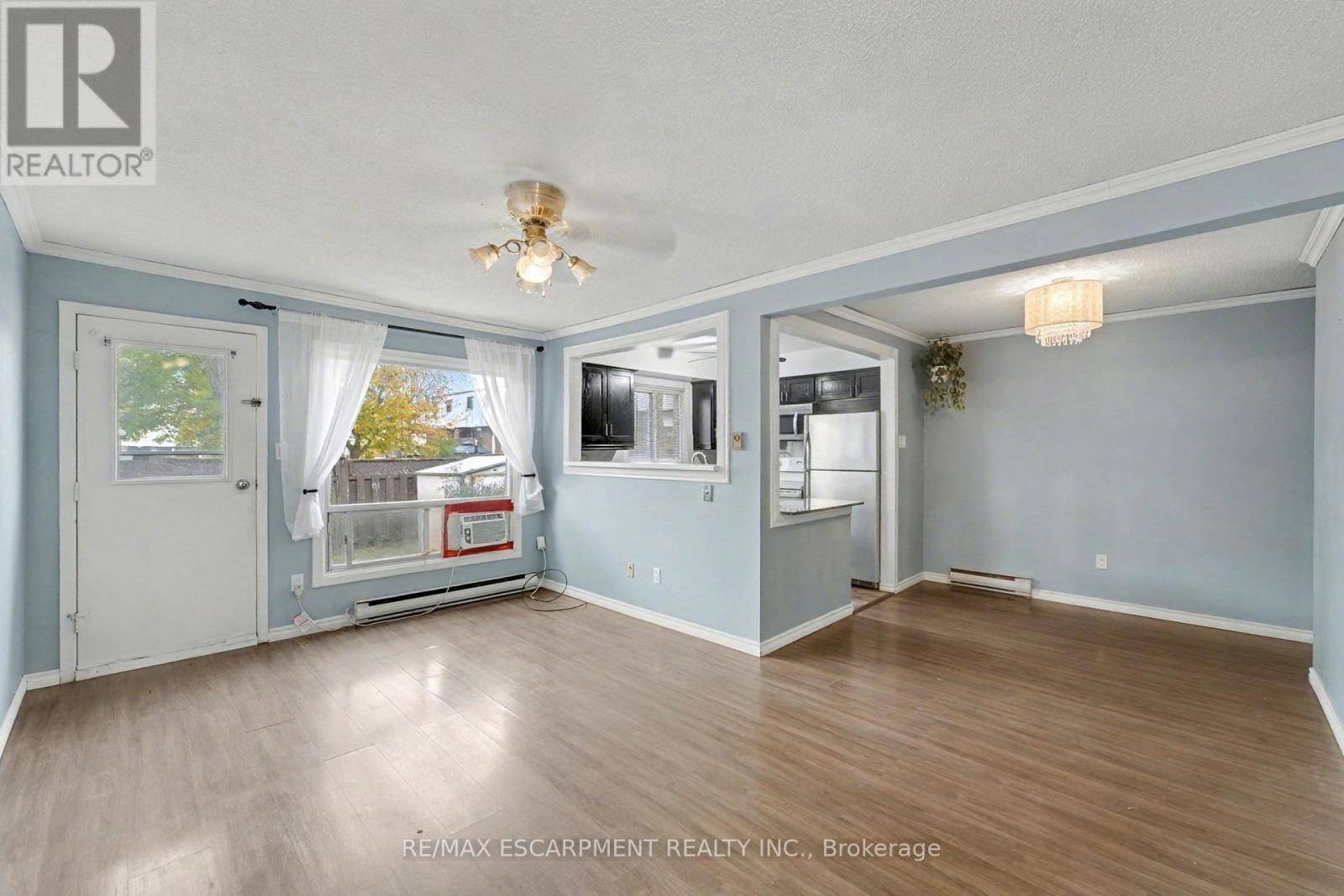 Oshawa (lakeview), ON L1J6G4,1100 Oxford ST #9