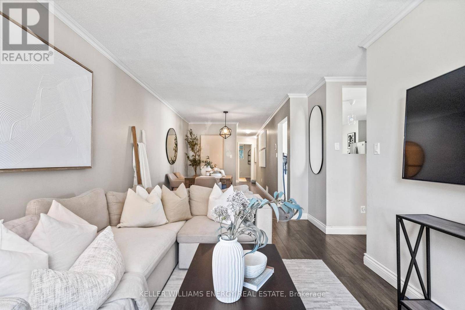 Clarington (bowmanville), ON L1C4K9,6 FAIRBAIRN COURT