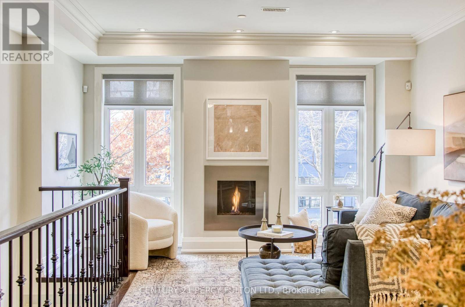 Toronto (south Riverdale), ON M4M3A8,105 RUSHBROOKE AVENUE