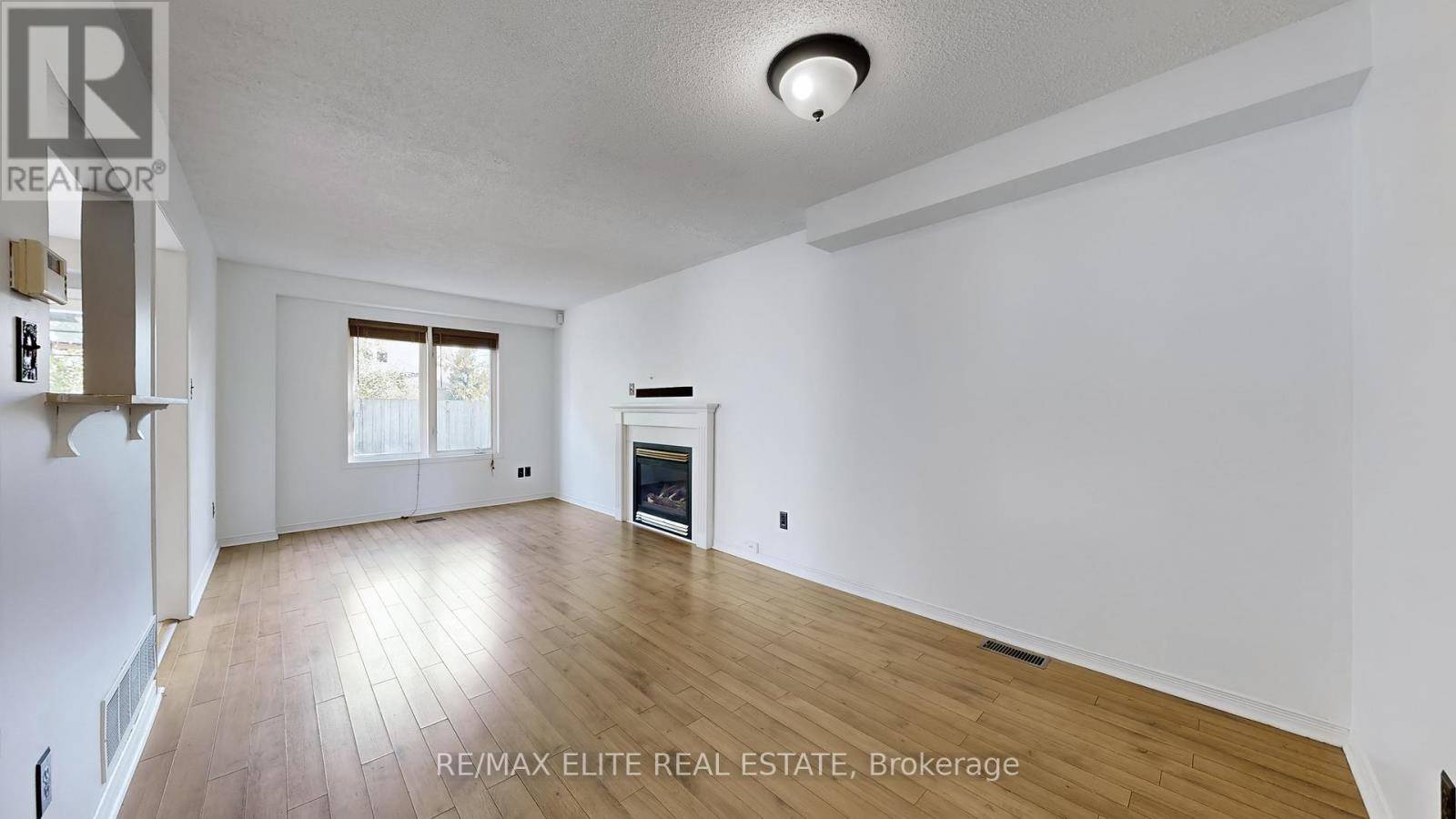 Oshawa (samac), ON L1G8A3,1785 MCGILL COURT