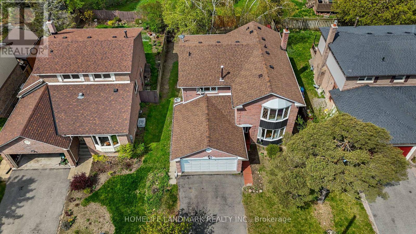 Oshawa (samac), ON L1G7R1,1416 SOMERVILLE STREET