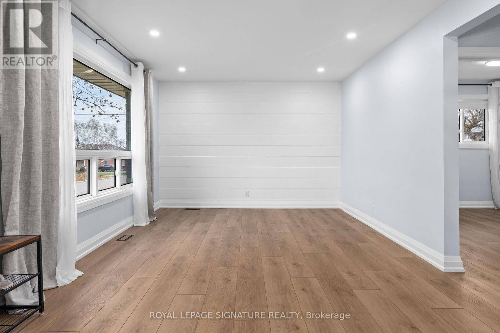 Oshawa (donevan), ON L1H6S9,480 BROWNING STREET