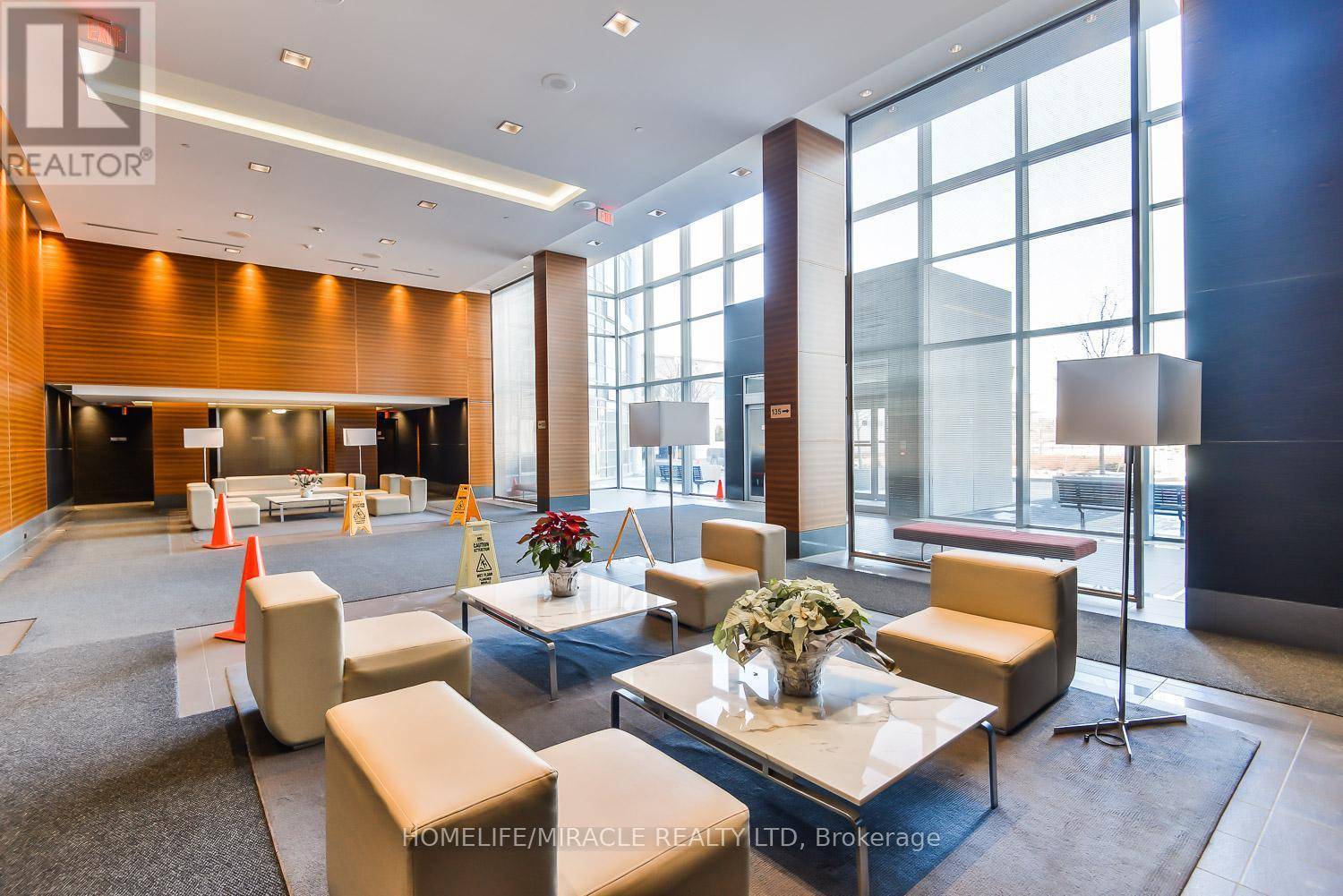 Toronto (agincourt South-malvern West), ON M1S0G4,135 Village Green SQ #2826