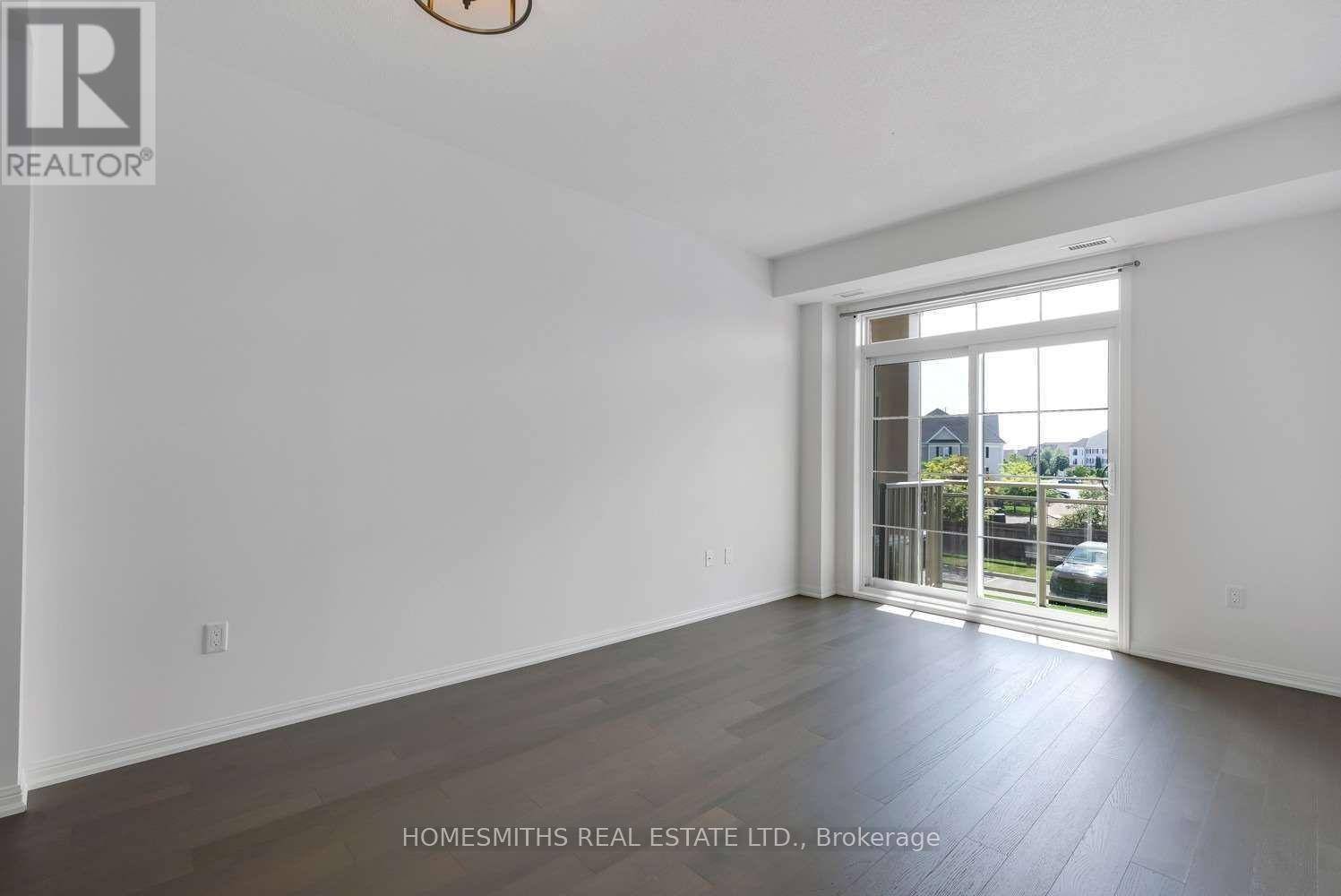 Clarington (bowmanville), ON L1C0V3,84 Aspen Springs DR #218