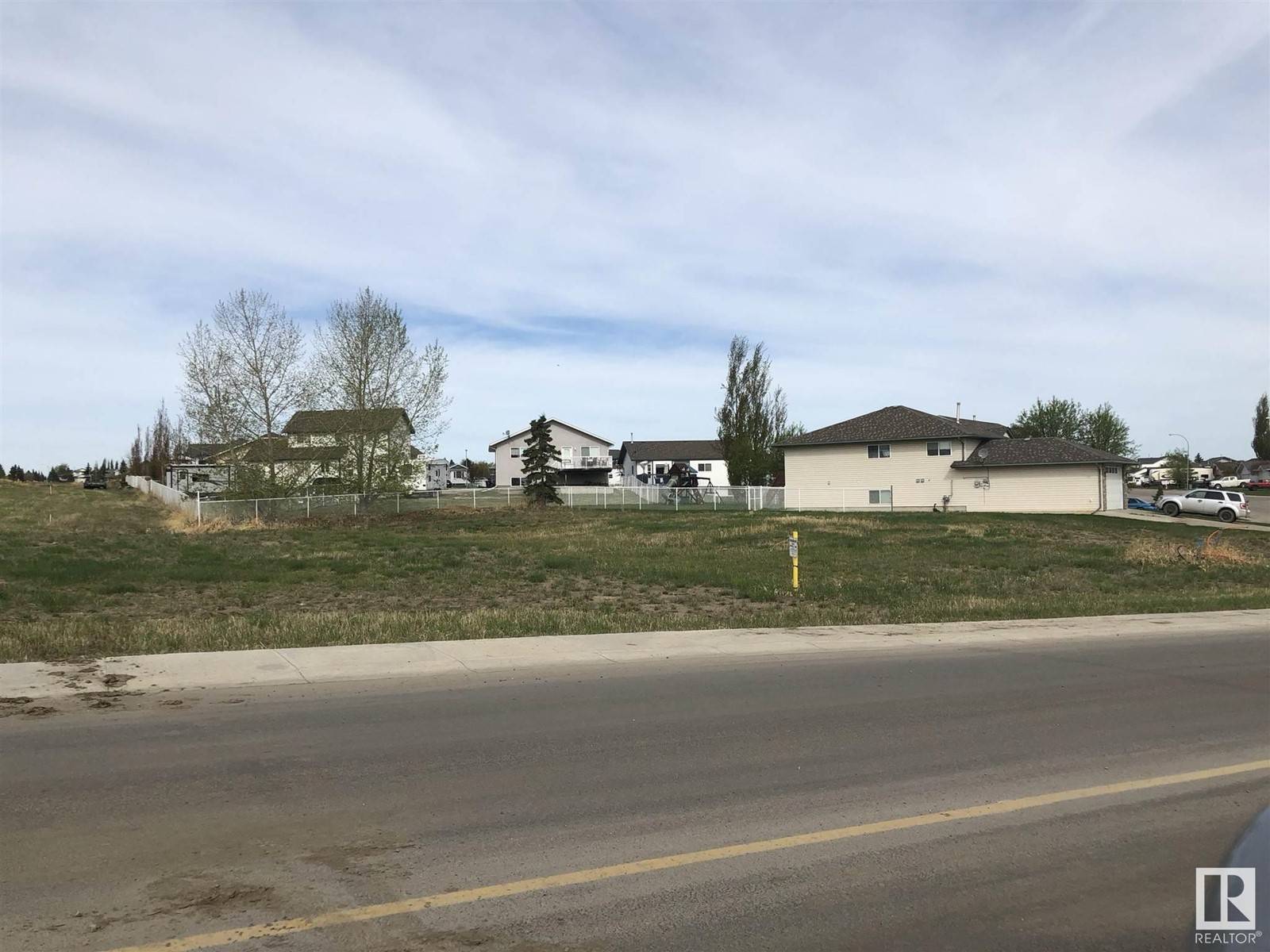 Drayton Valley, AB T7A1T8,4320 Beckett RD