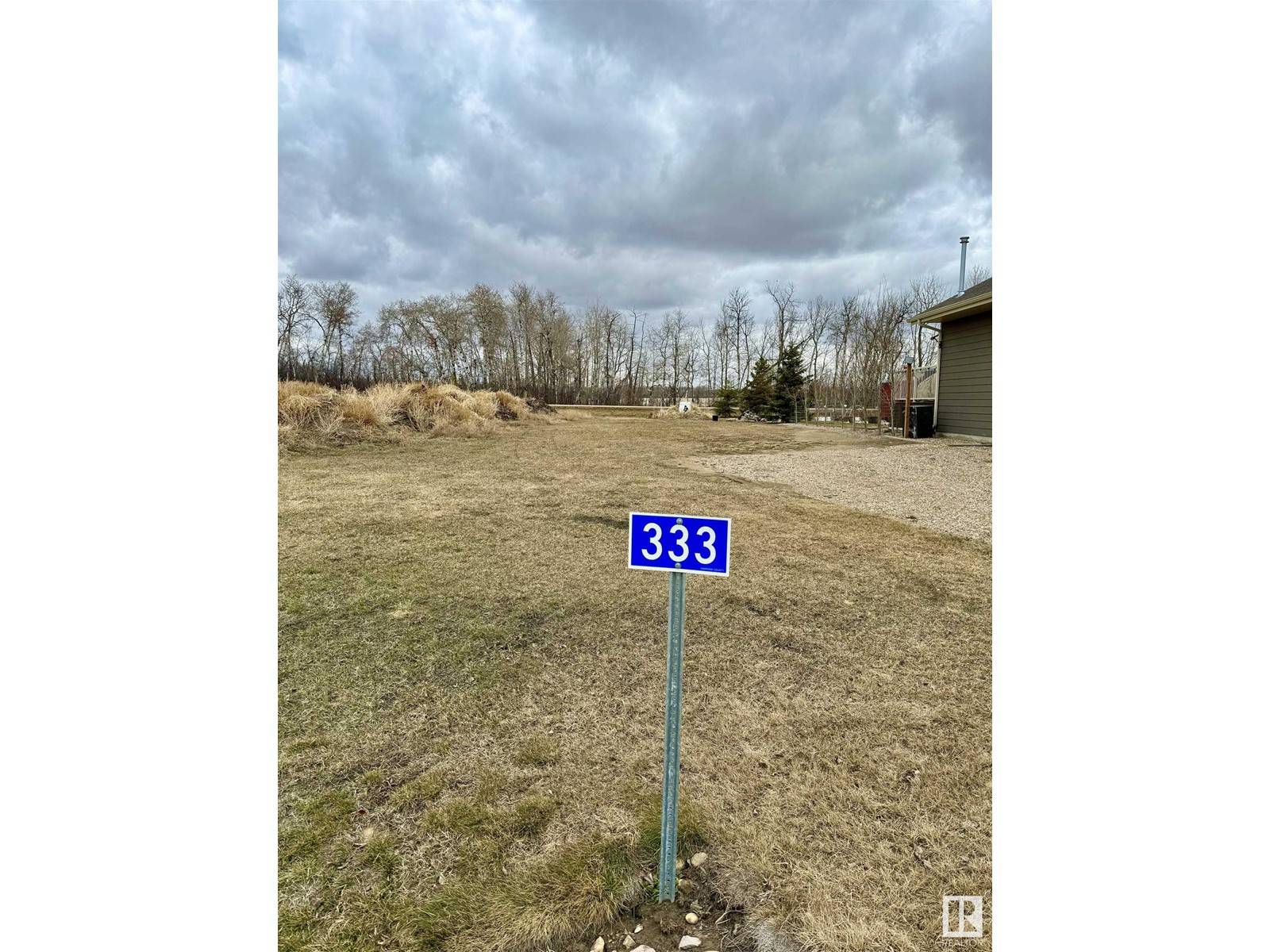 Rural Camrose County, AB T0B0H3,333 LAKEVIEW AV