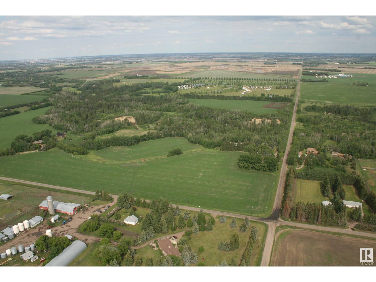 Edmonton, AB T6W1A6,16820 41 AV SW SW