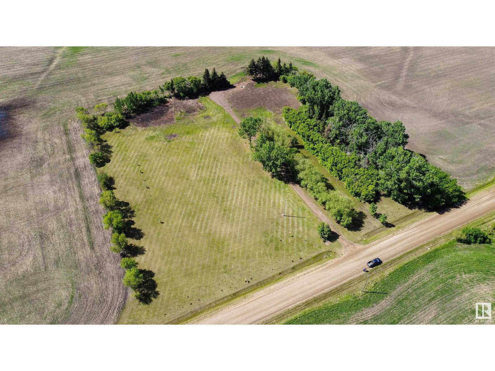 Rural Sturgeon County, AB T8R2L1,RR 252 TWP 552