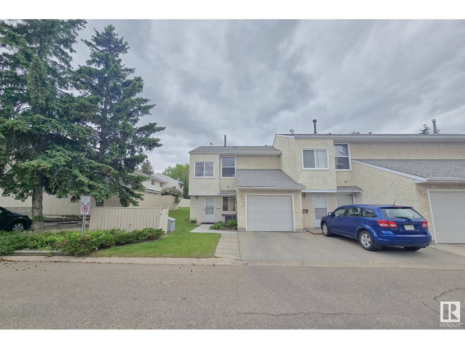 Edmonton, AB T5T2C6,175 CALLINGWOOD PLACE PL NW NW