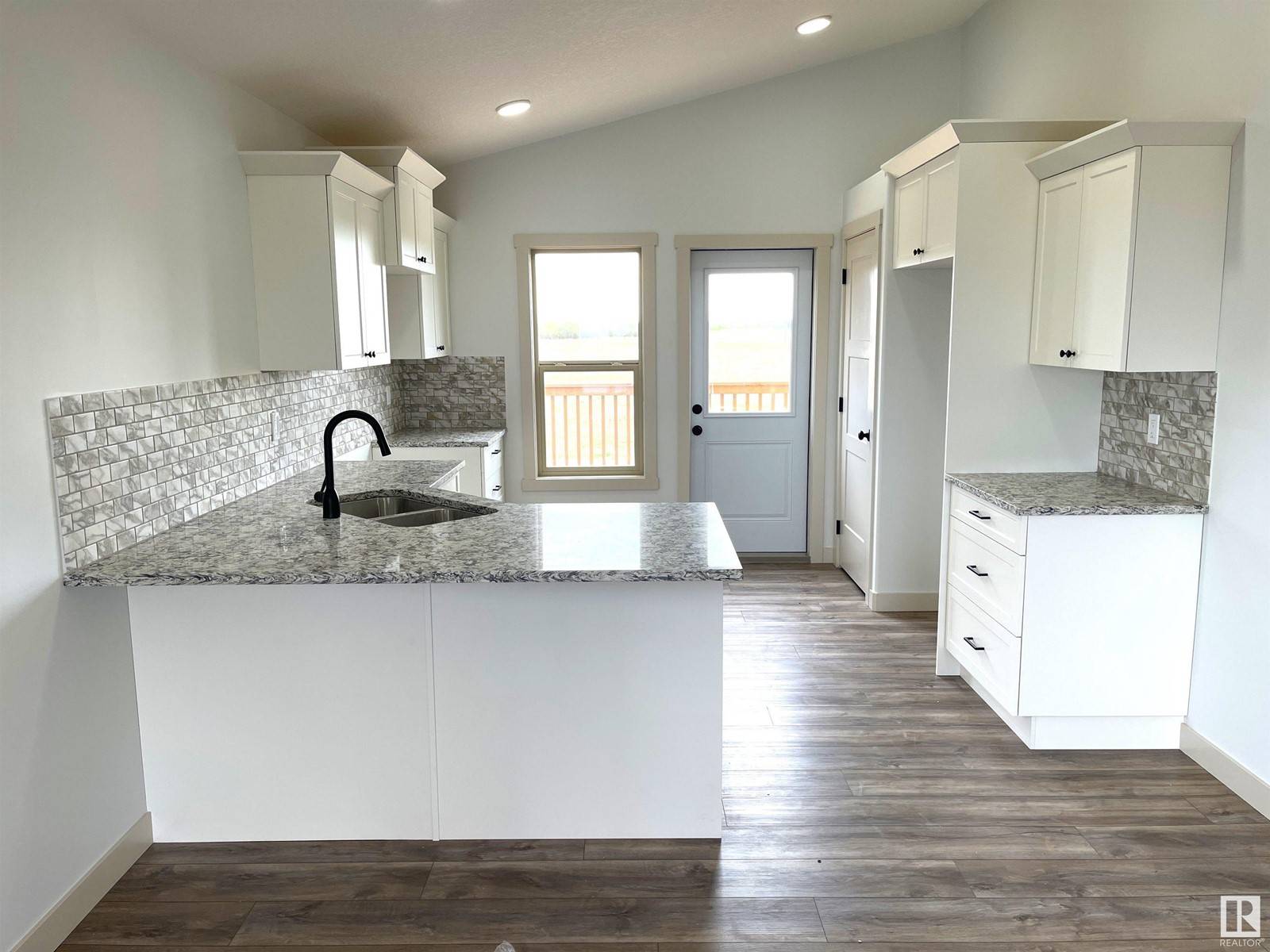 Bonnyville Town, AB T9N0G4,3606 53 AV