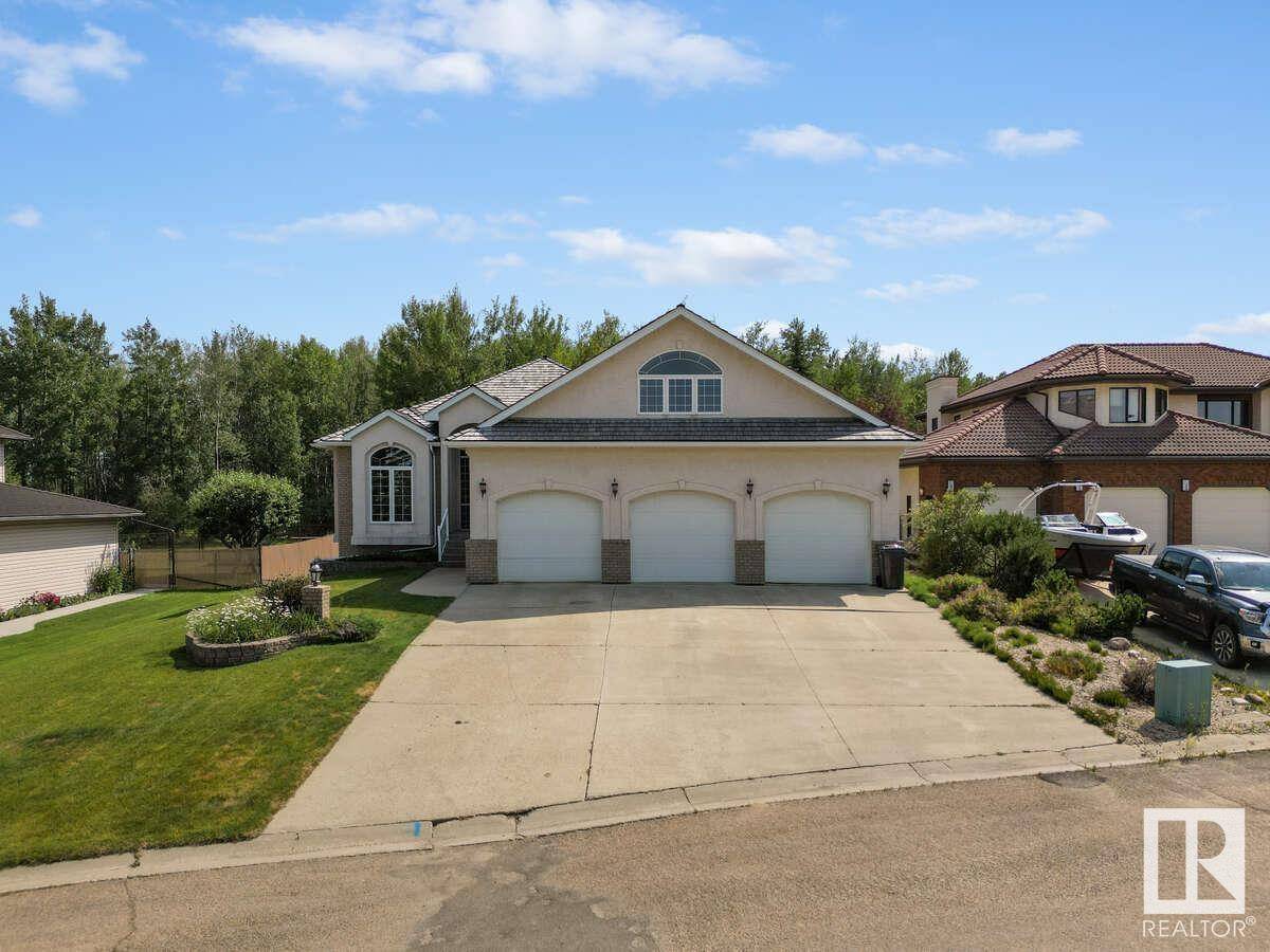 Drayton Valley, AB T7A1G3,3 Celebrity Estate DR