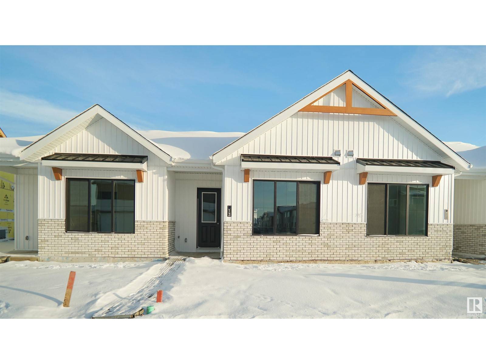 Fort Saskatchewan, AB T8L0X9,13 Deer Meadow CR