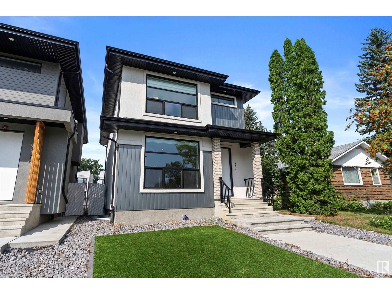 Edmonton, AB T5R0M7,9122 142 ST NW NW