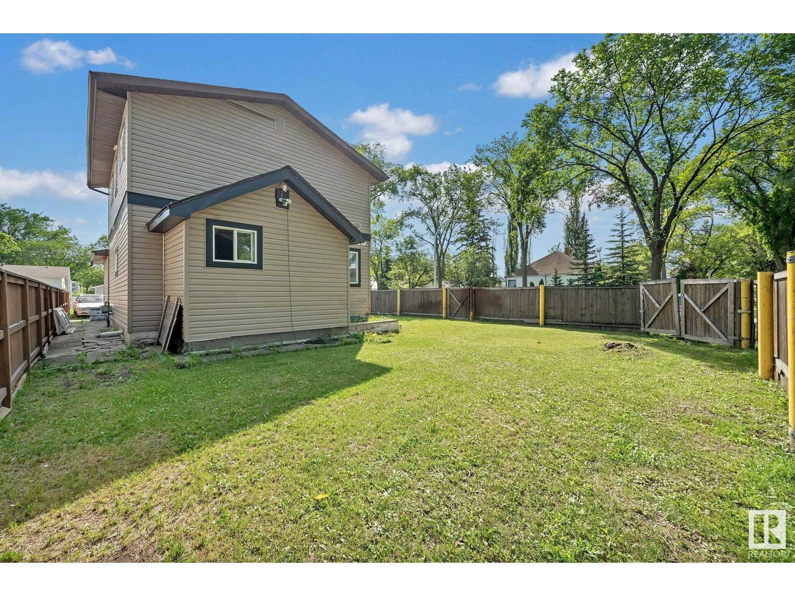 Edmonton, AB T5L0V1,12803 125 ST NW