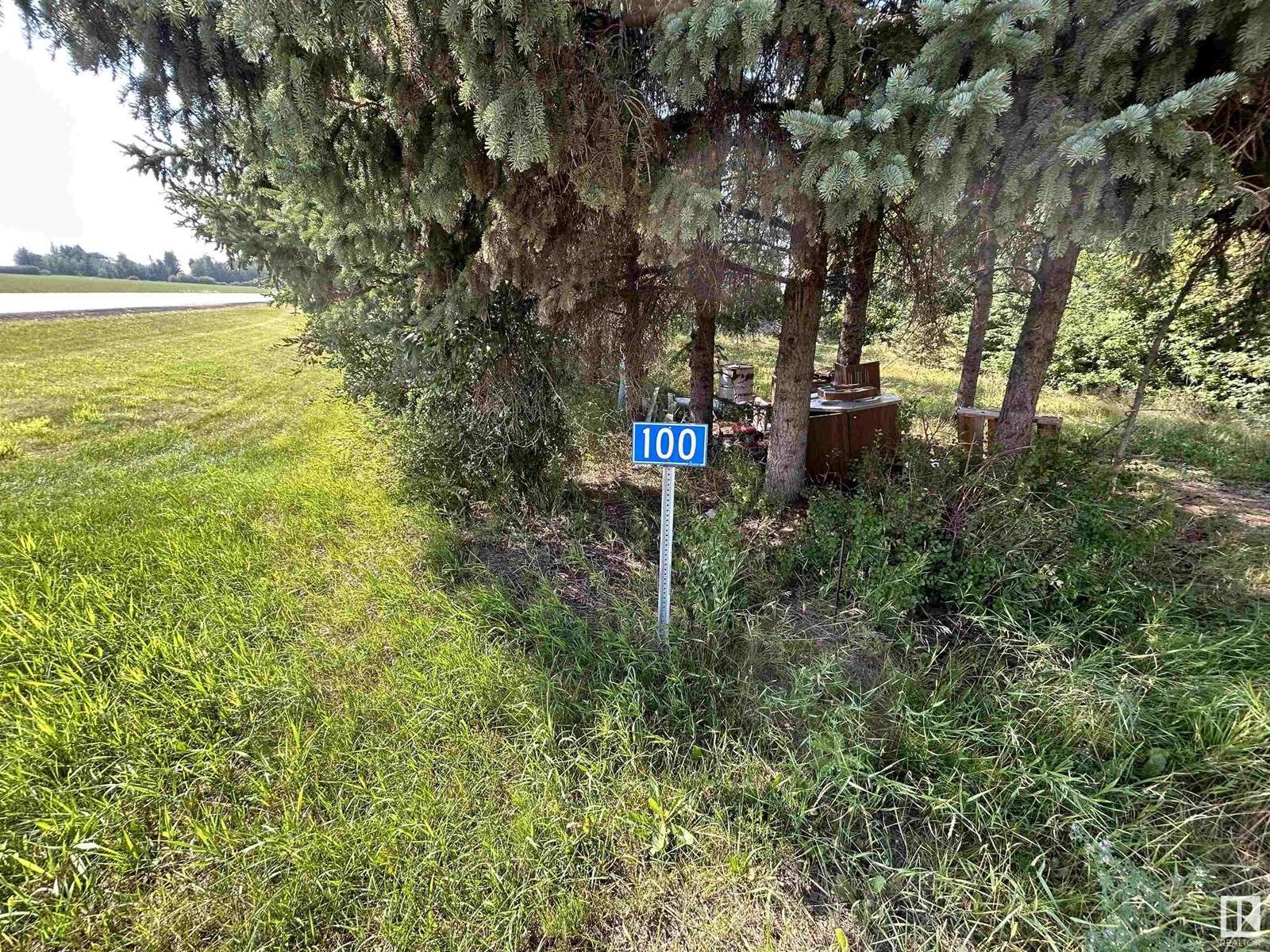 Rural Leduc County, AB T0B3M1,100 27438 Twp Rd 490