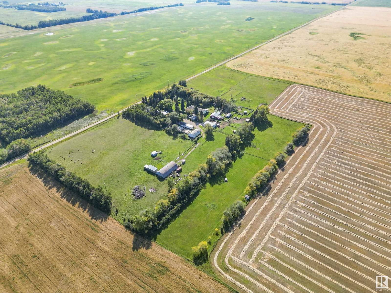 Rural Leduc County, AB T4X2S2,A&B 48472 RGE RD 252