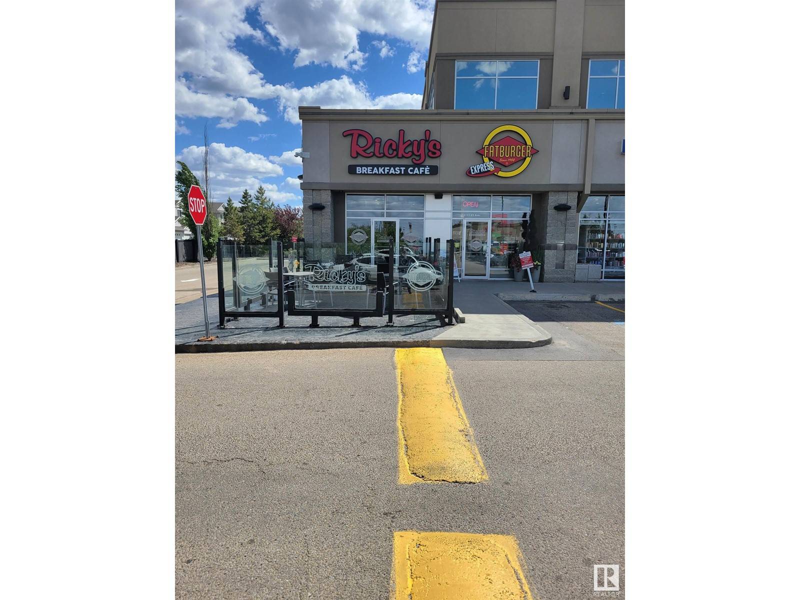 Edmonton, AB T6R0G4,0 N/A NW