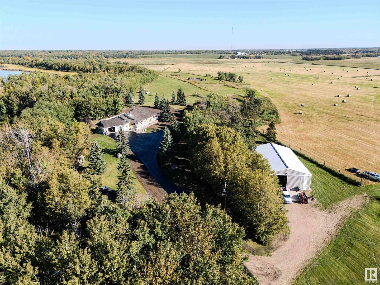 Rural Strathcona County, AB T8B1K7,23038 TWP ROAD 512