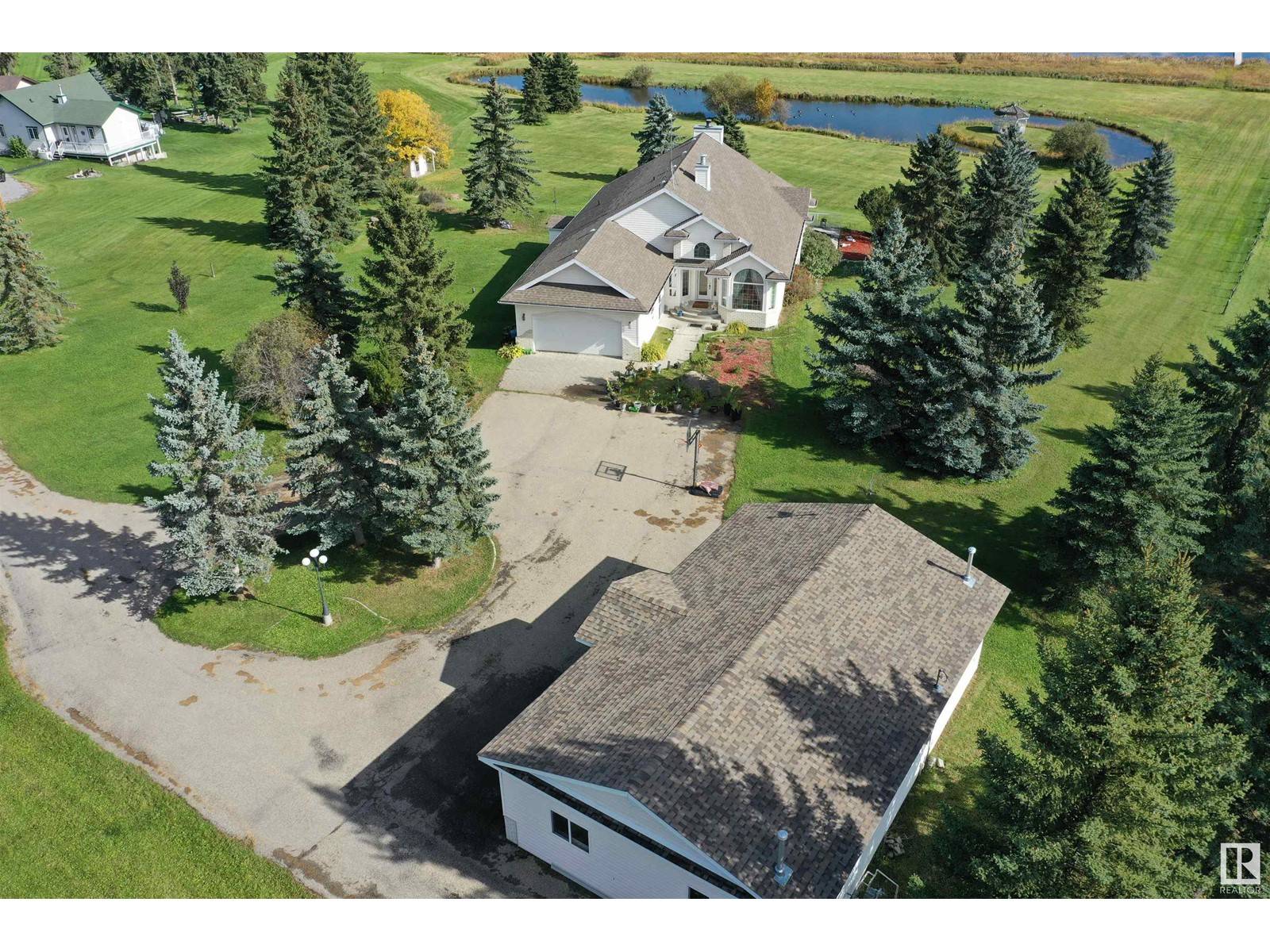 Rural Wetaskiwin County, AB T0C0T0,205 1 Ave W