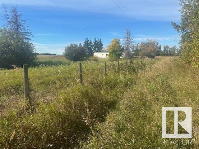 Rural Strathcona County, AB T5M2L2,56260 RR 213A