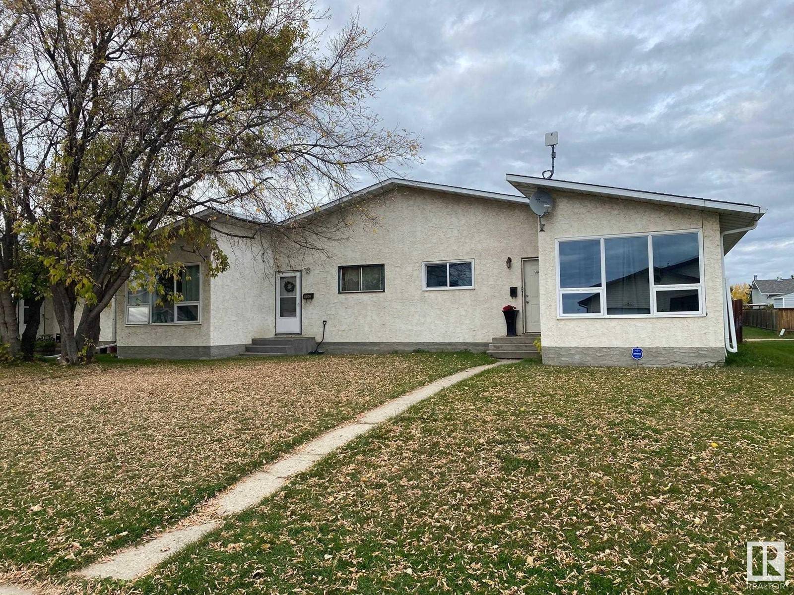 Wetaskiwin, AB T9A2L9,5338 & 5340 36 AV