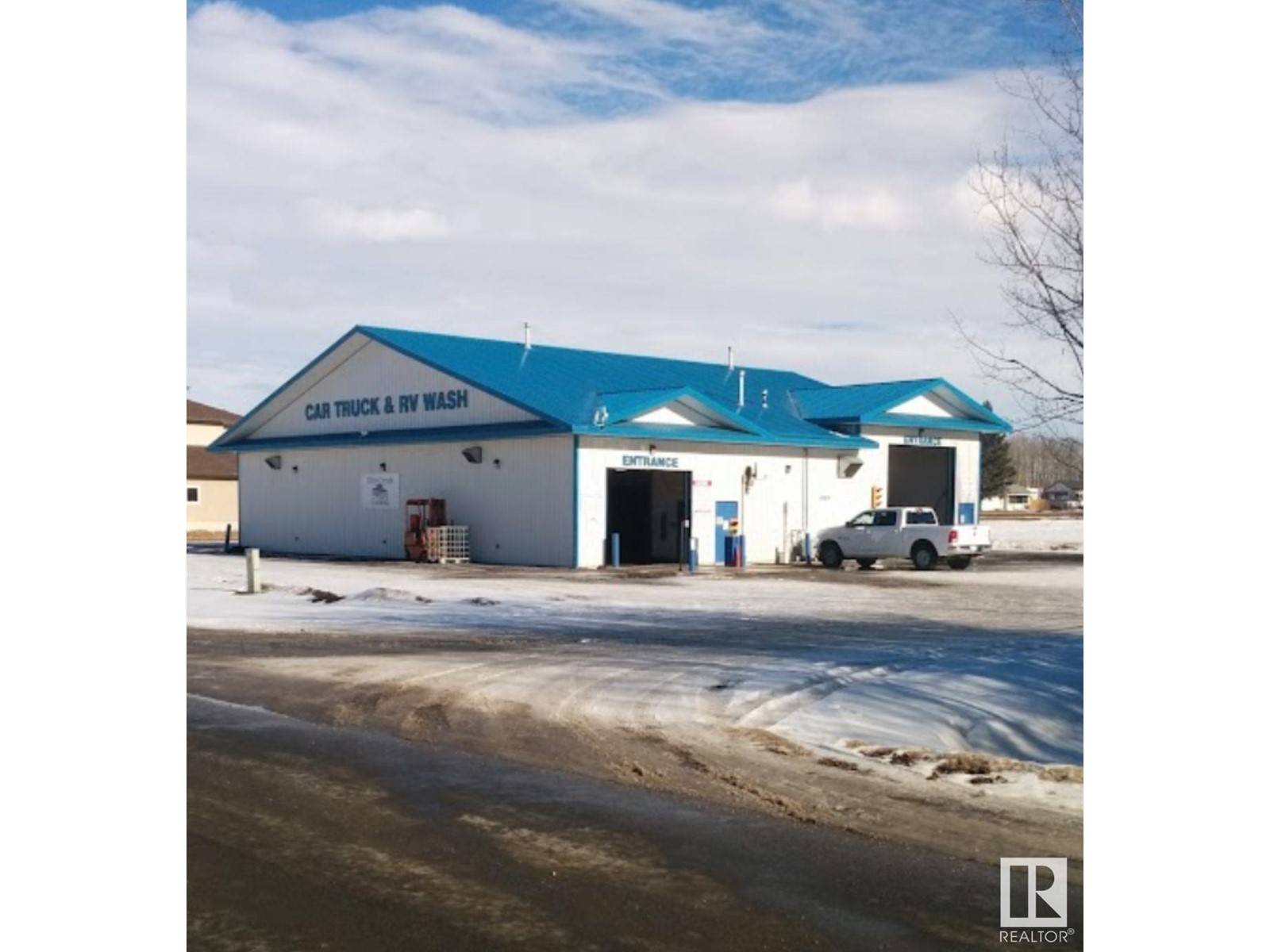 Rural Lac Ste. Anne County, AB T0E0A0,4703 46A Ave