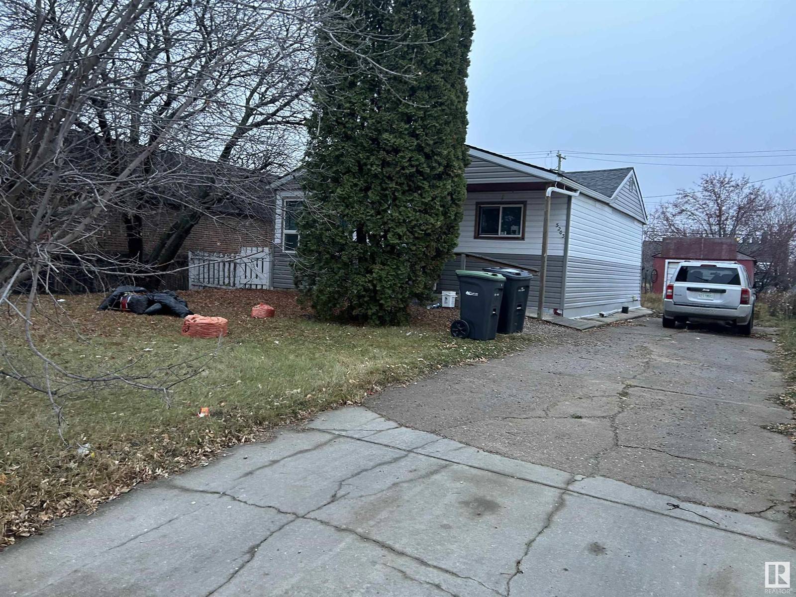 Cold Lake, AB T9M1W3,5203 51 AV