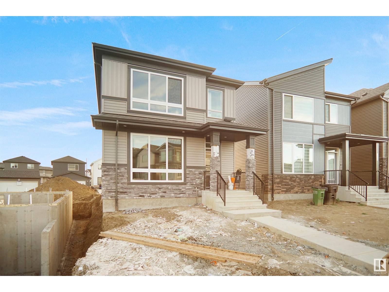 Edmonton, AB T5Y3A6,17048 47 ST NW