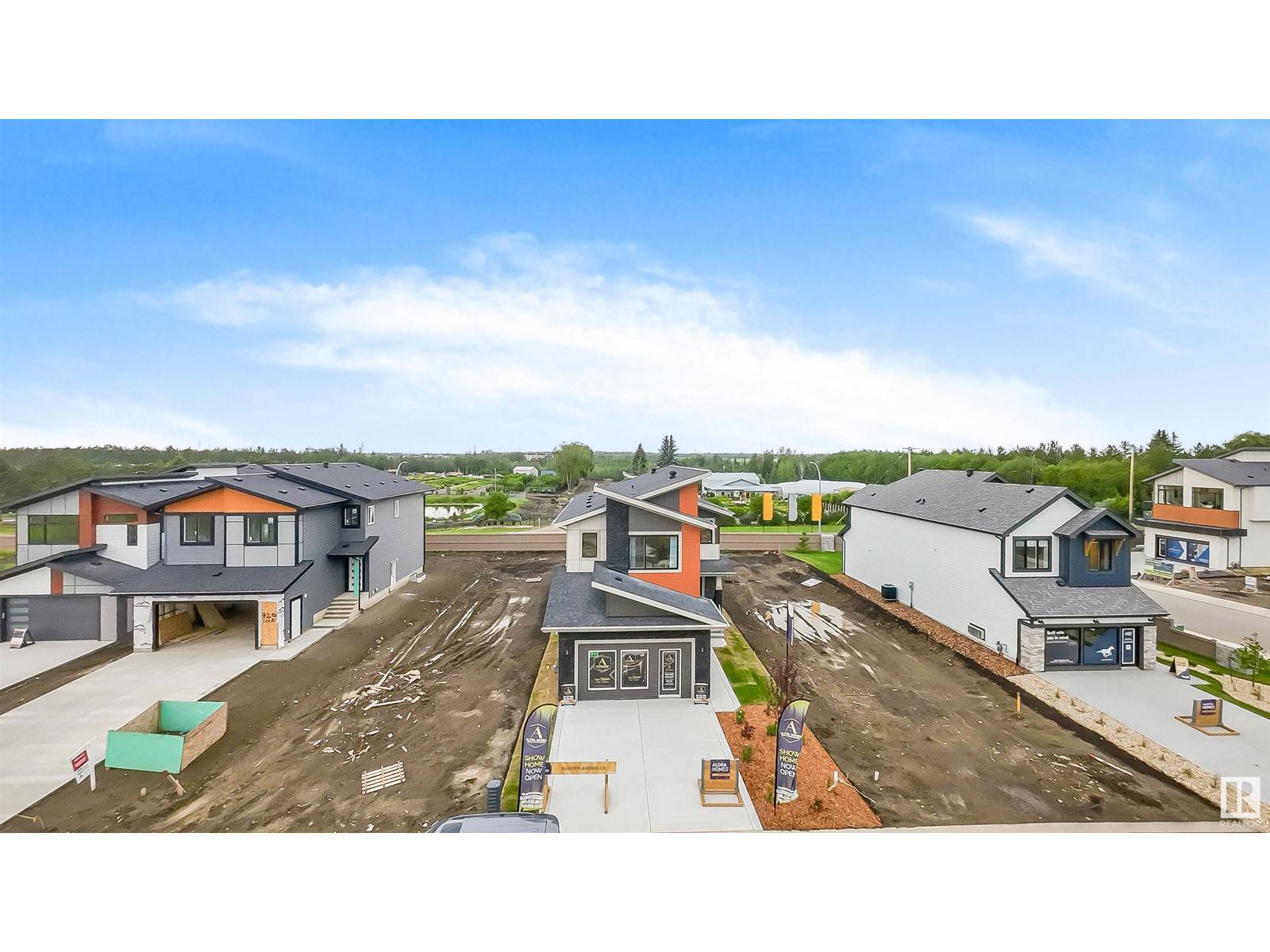 Edmonton, AB T5Y4J1,728 166 AV NE