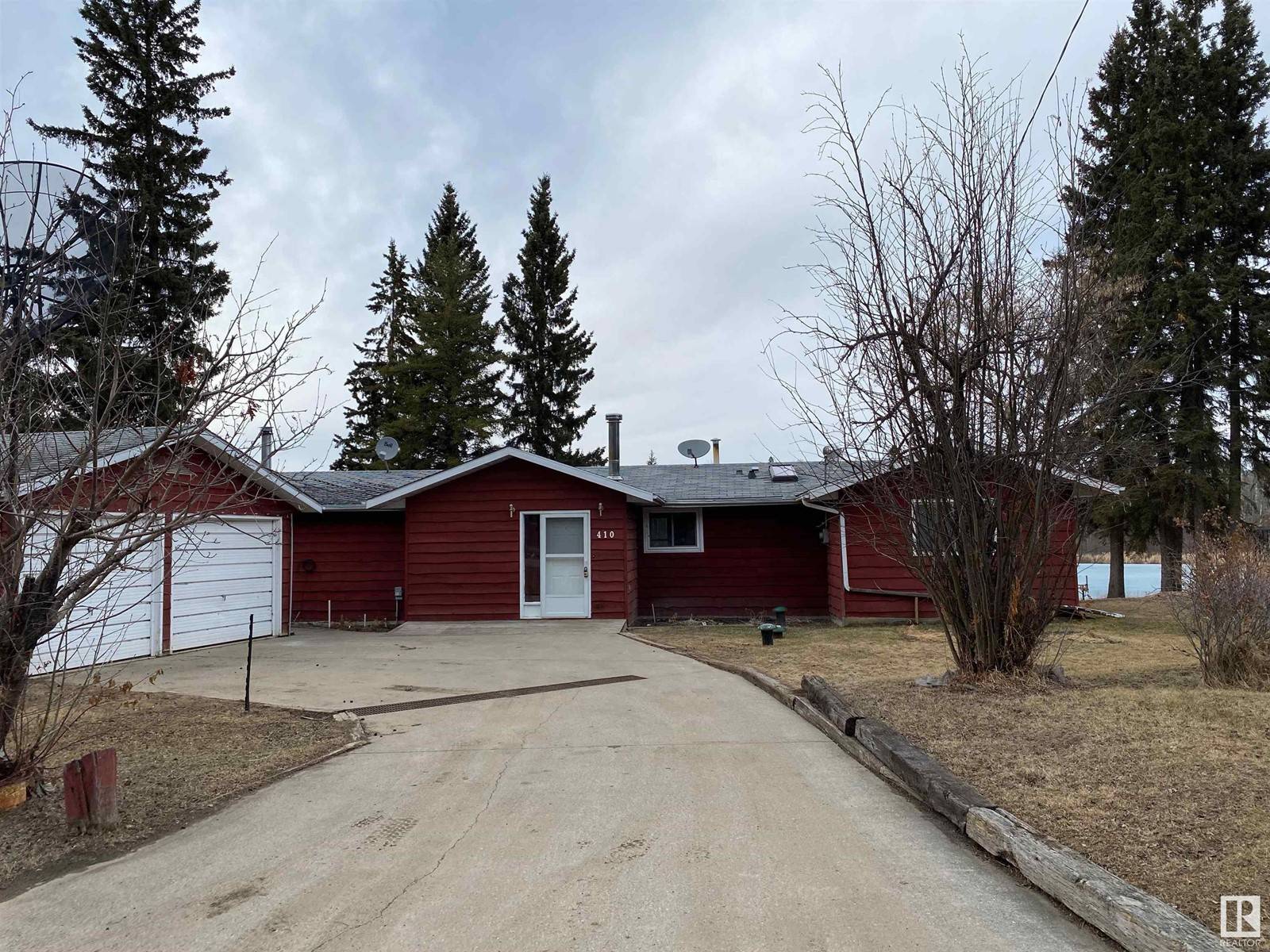 Rural Athabasca County, AB T0A0M0,410 Spruce AV