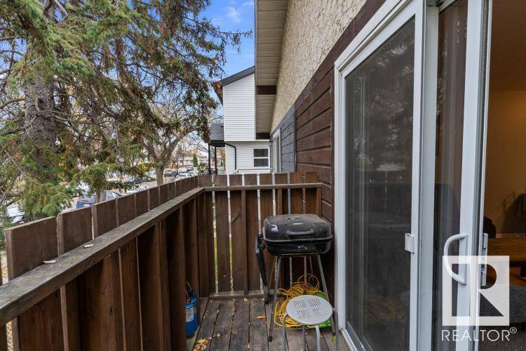 Edmonton, AB T5P2K4,9530 155 ST NW NW