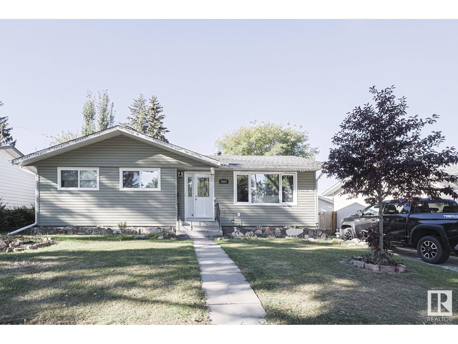 Fort Saskatchewan, AB T8L1W6,9602 SHERRIDON DR