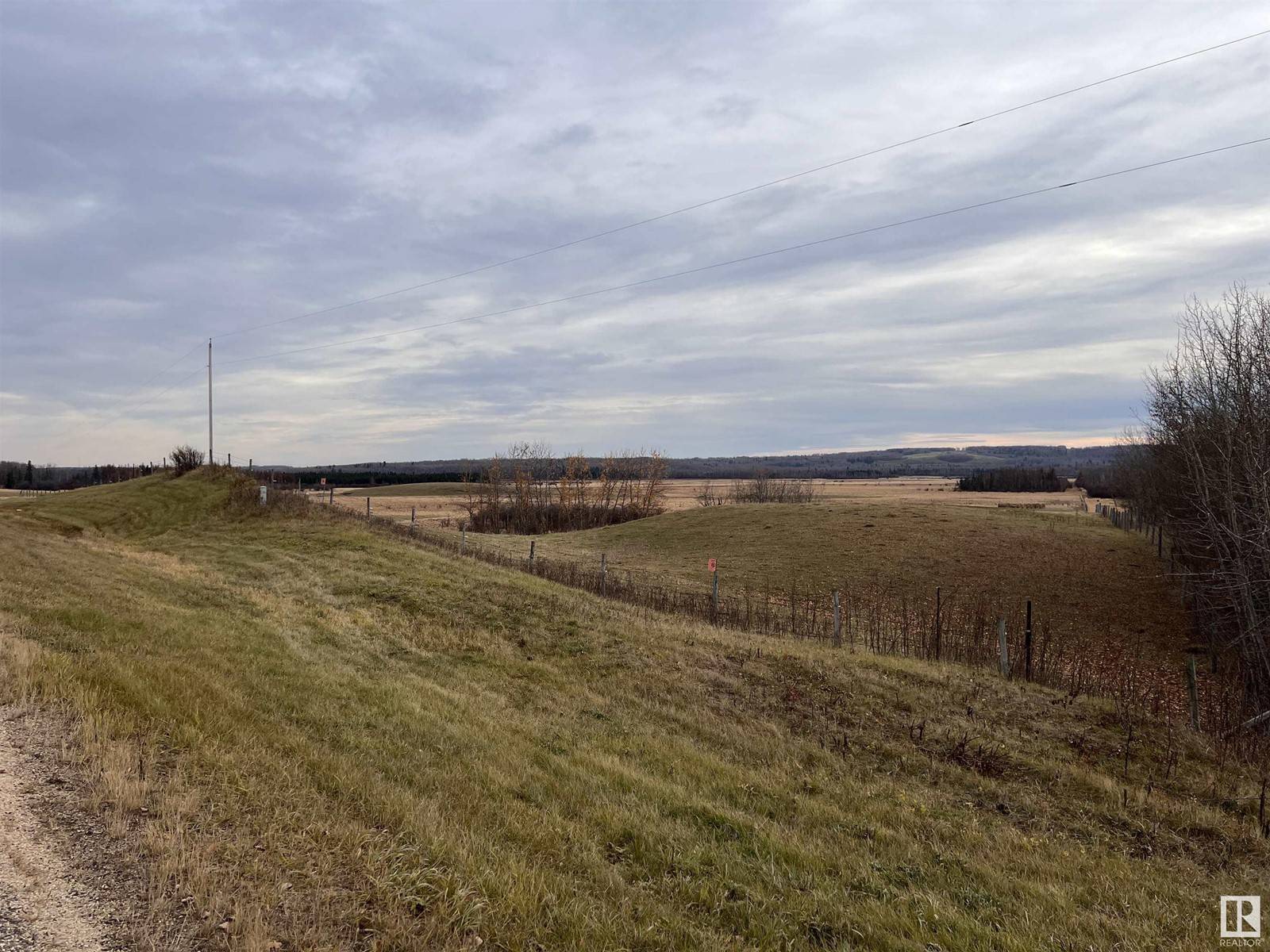 Rural Parkland County, AB T0E1H0,SW-28-53-6- W5