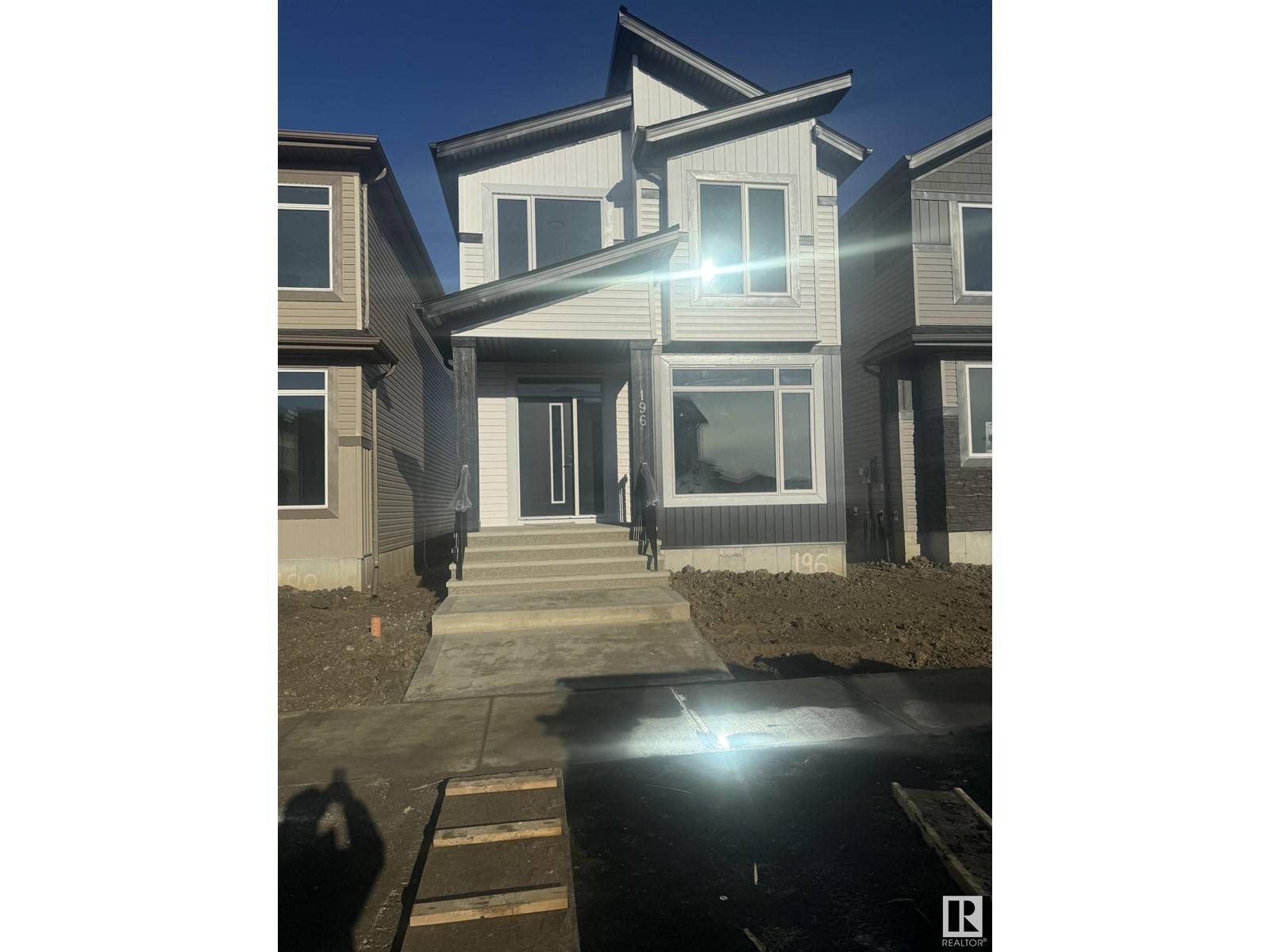 Fort Saskatchewan, AB T8L1X5,196 STARLING WY