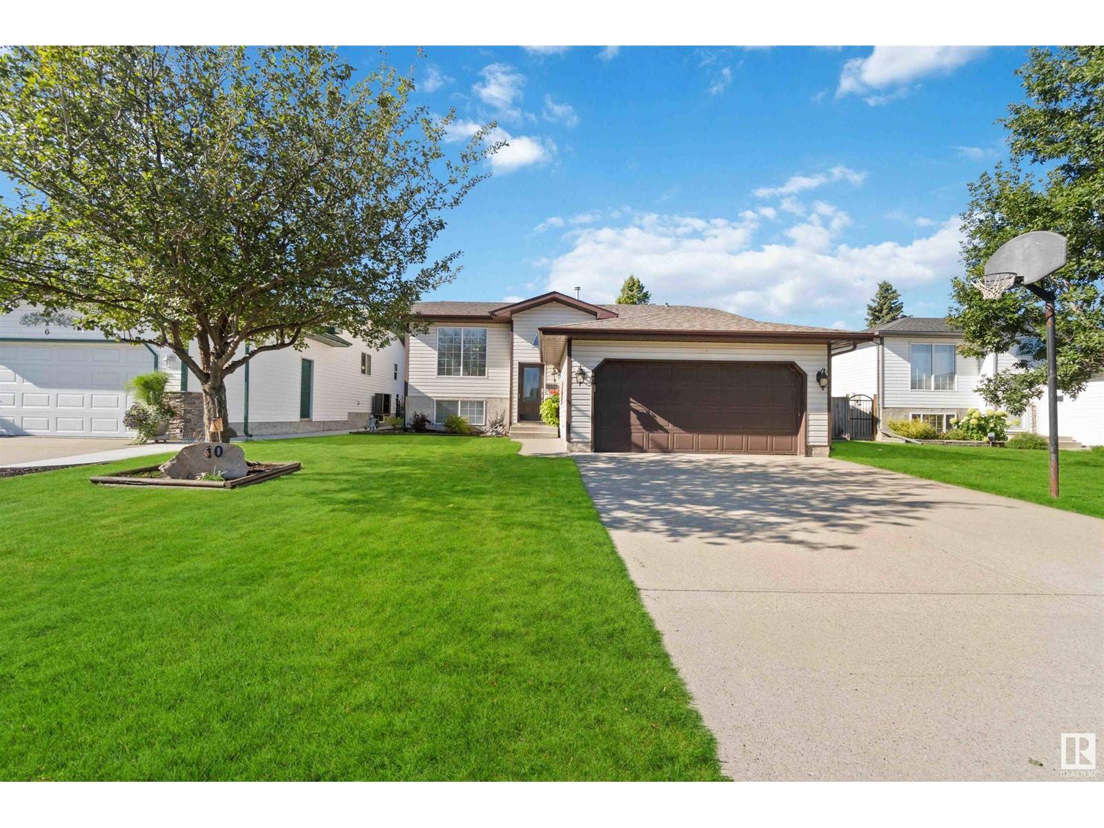 Fort Saskatchewan, AB T8L4H5,10 RIVERPOINTE CR