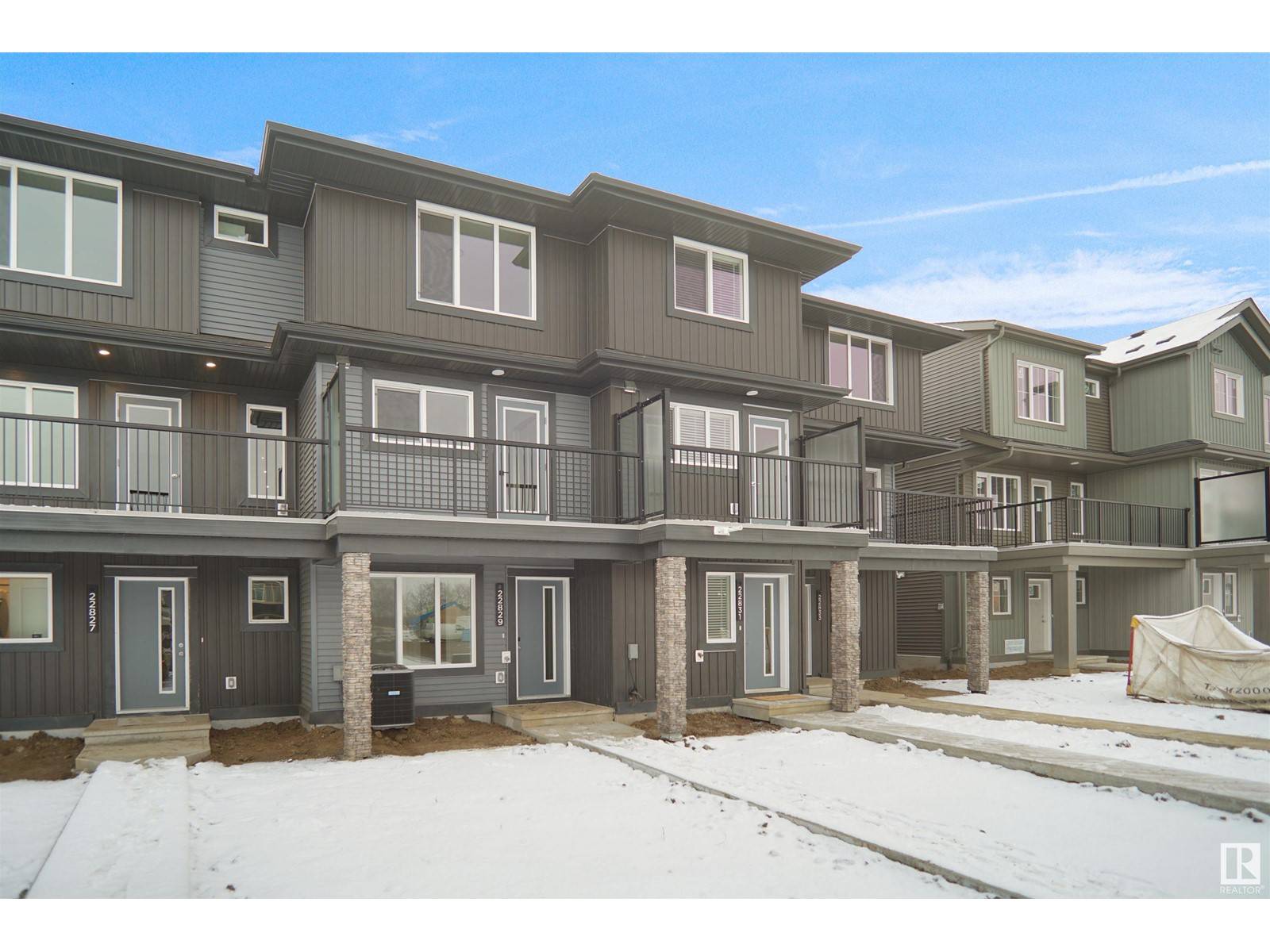 Edmonton, AB T5T4A3,22829 84 AV NW