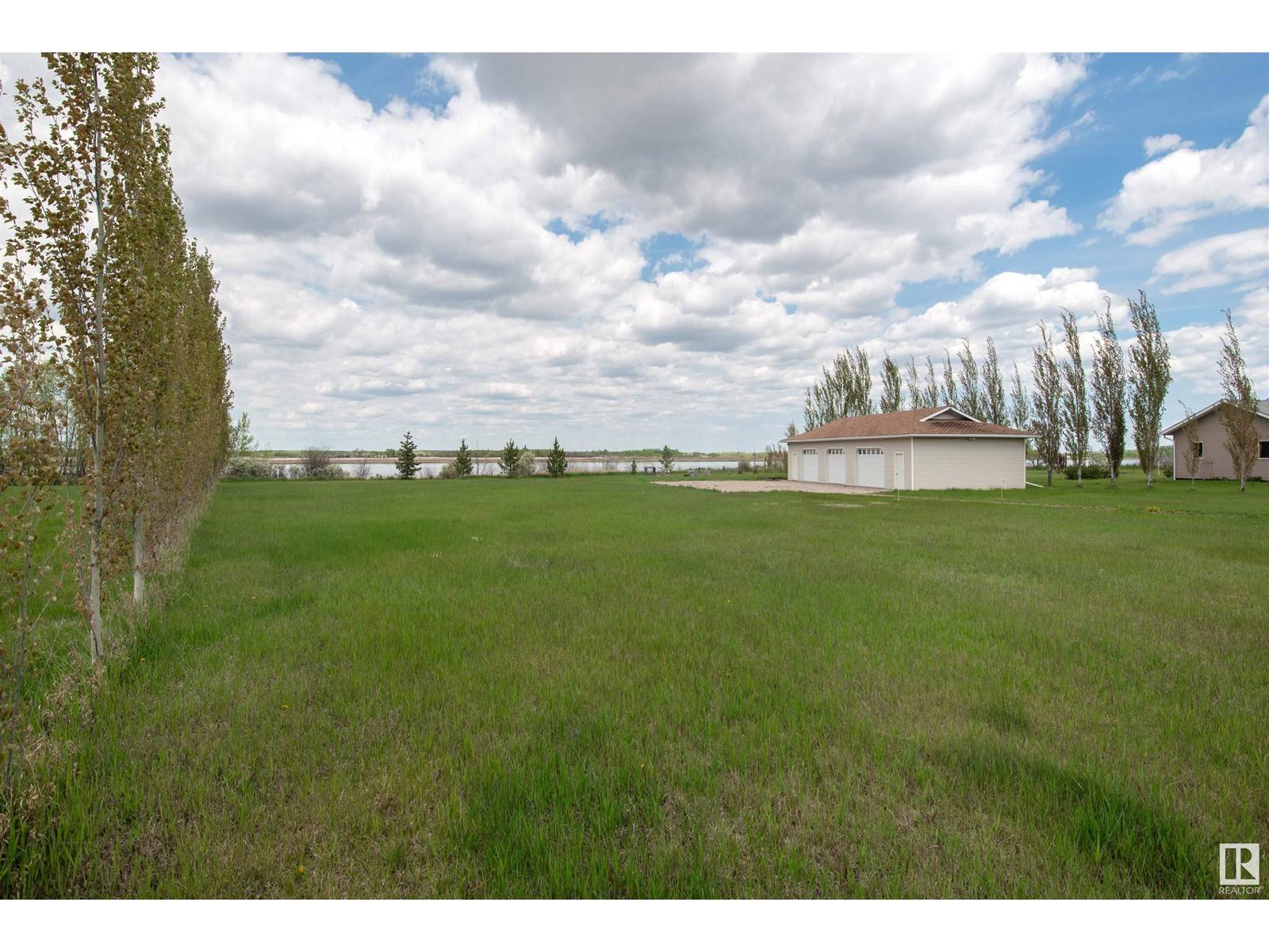 Rural Bonnyville, AB T9N2G9,38 45326 Hwy 659