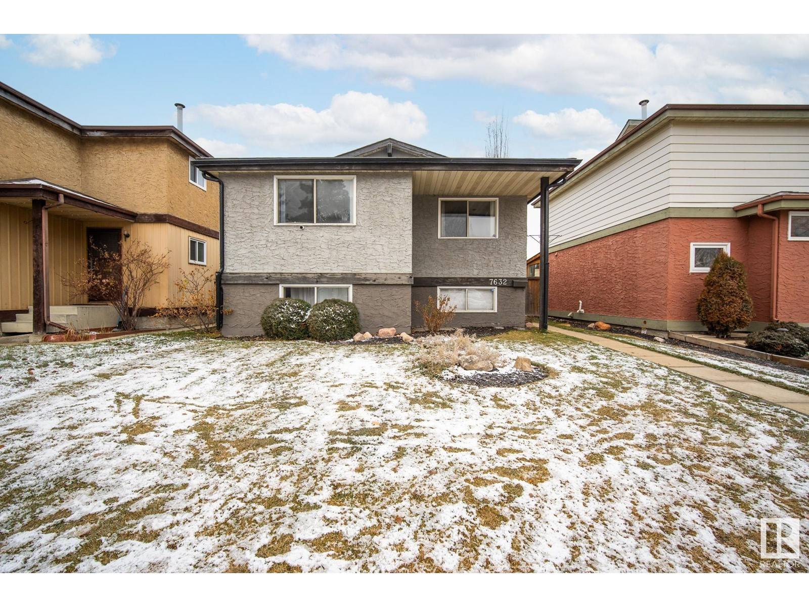 Edmonton, AB T5T2L1,7632 180 ST NW