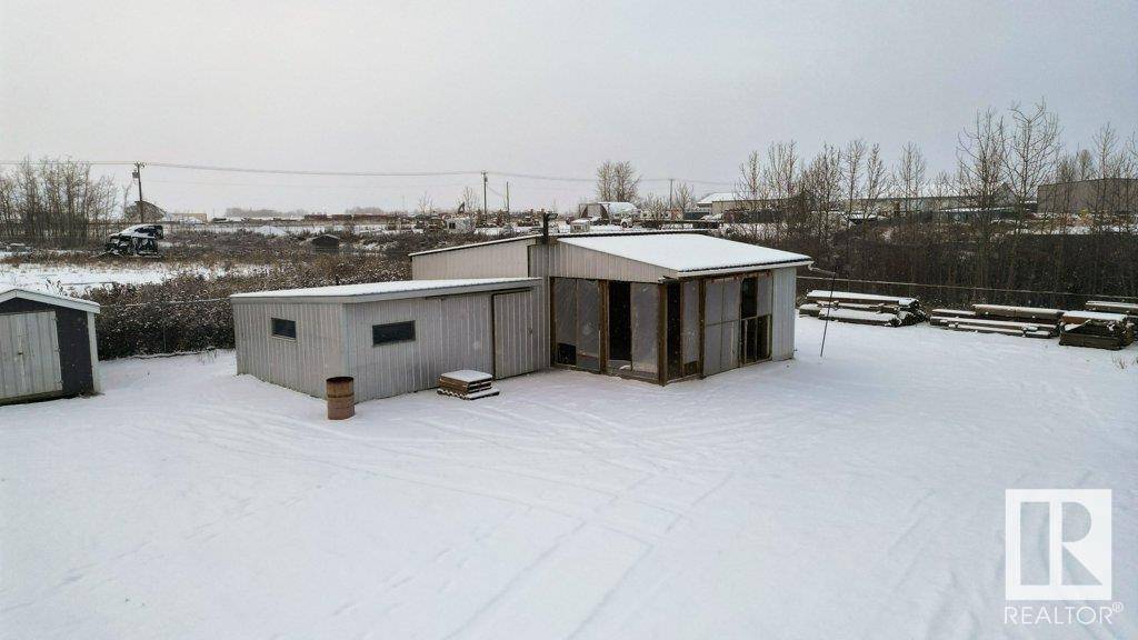 Edmonton, AB T5S0A7,22904 110 AV NW