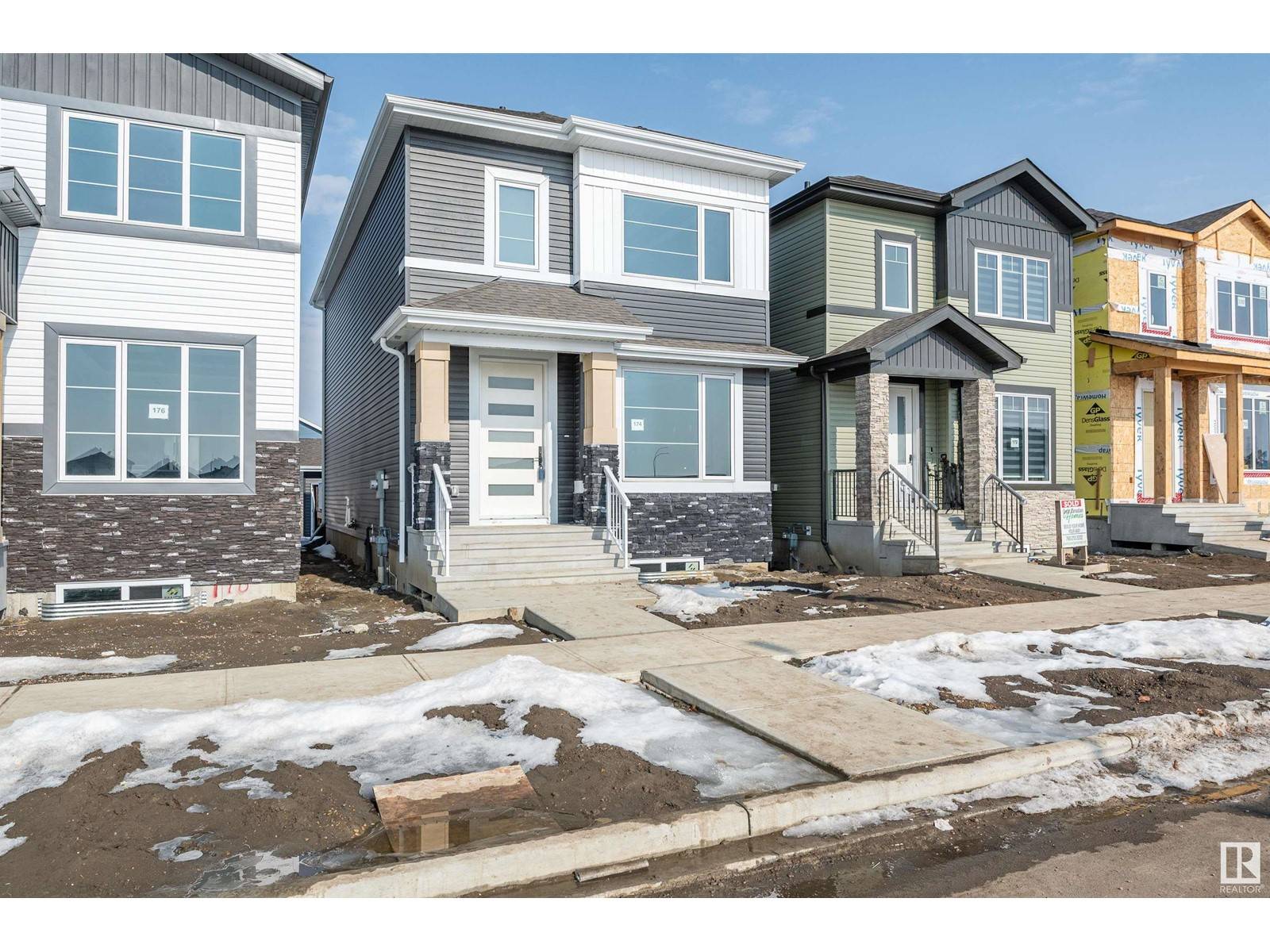 Fort Saskatchewan, AB T8L1X5,156 STARLING WY